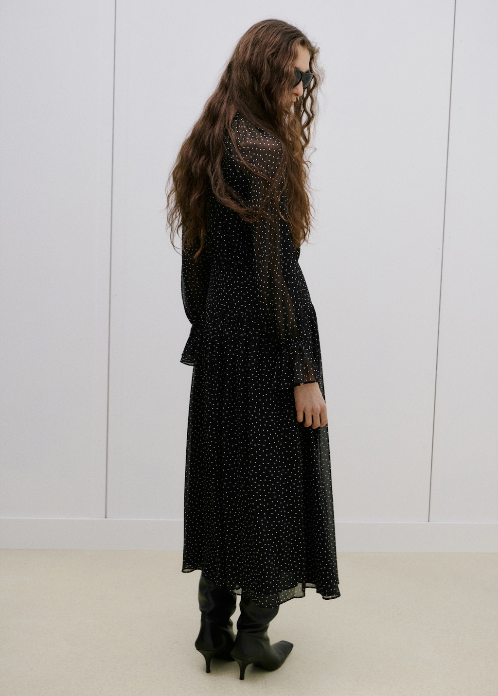 Polka-dot dress with puffed sleeves - image 2