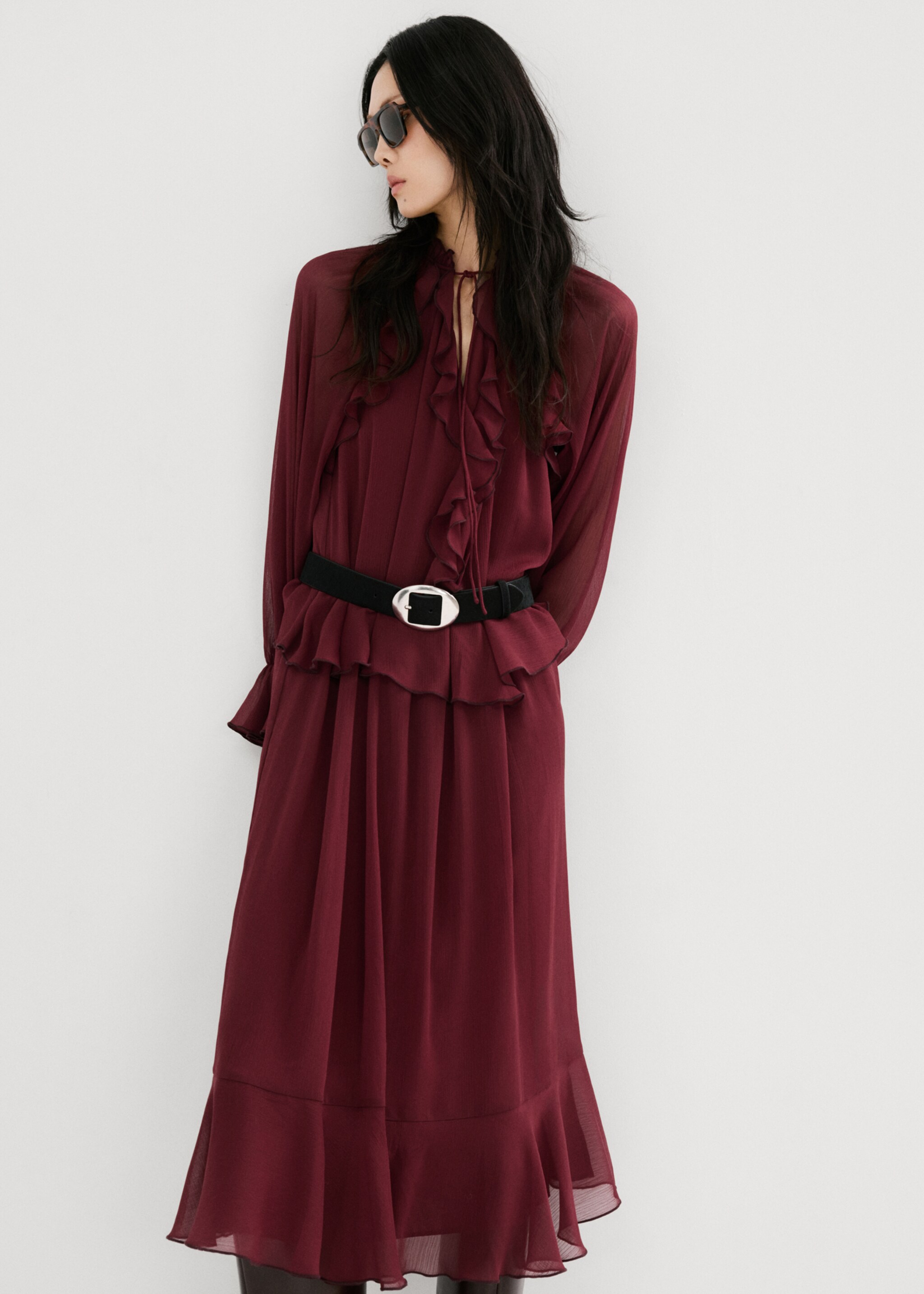 Robe longue à volants - Détail de l'article 6, Bordeaux. Ref: 27014106-00.