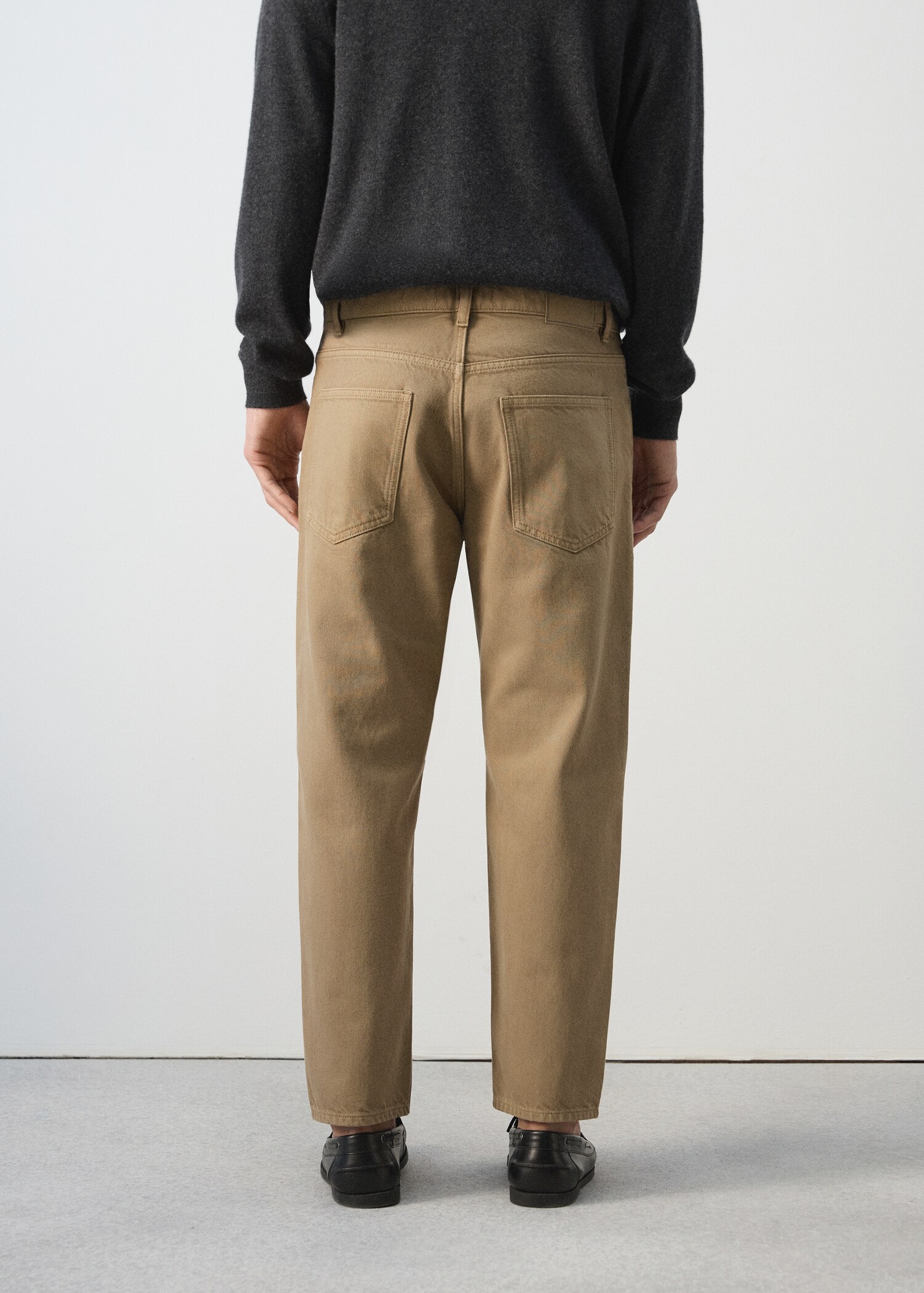 جينز سامي بقصة كروبد كروت فيت - الجهة الخلفية للمنتج