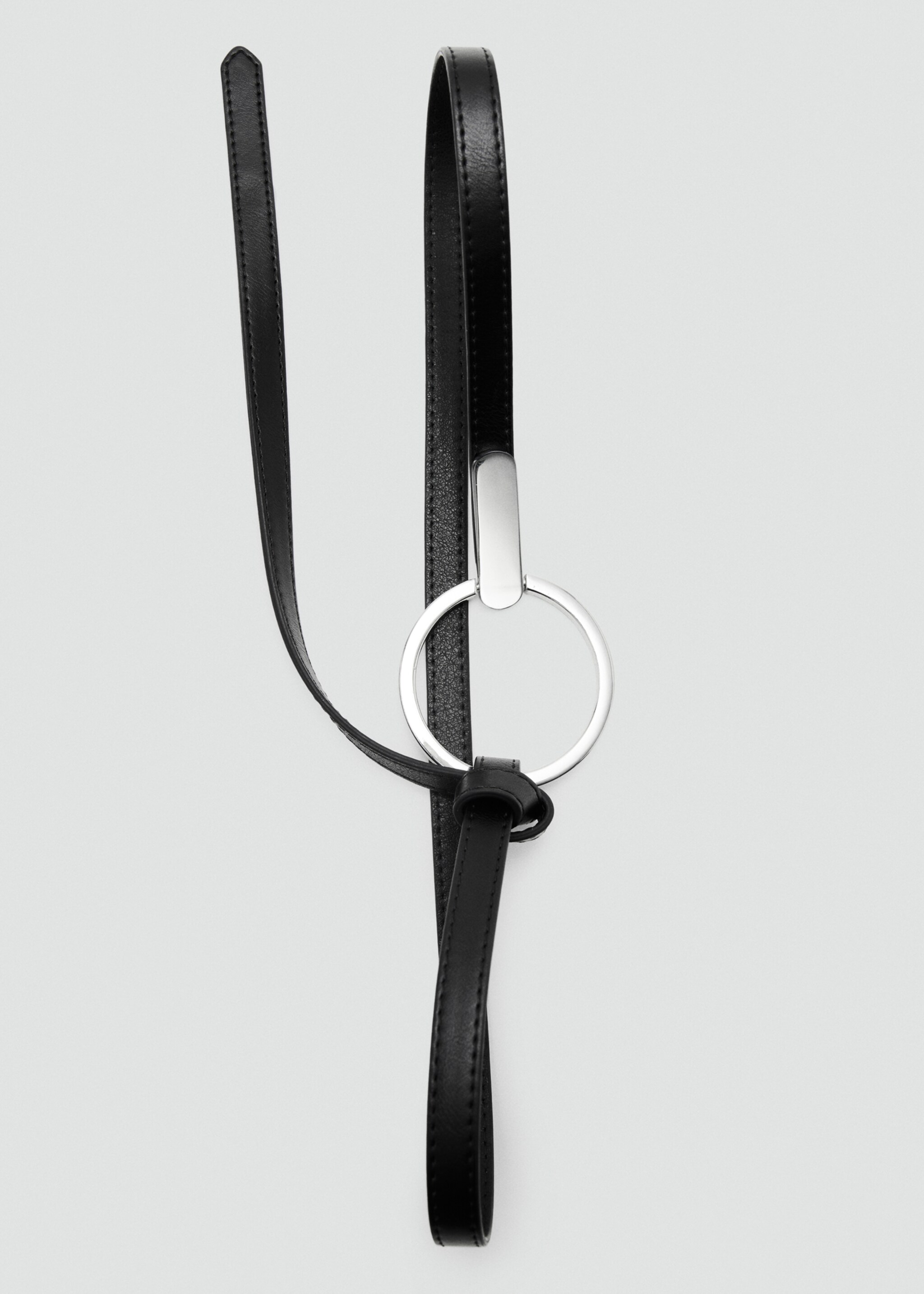 Thin belt with maxi-buckle - Details of the article 2, Black. Ref: 27014435-00.