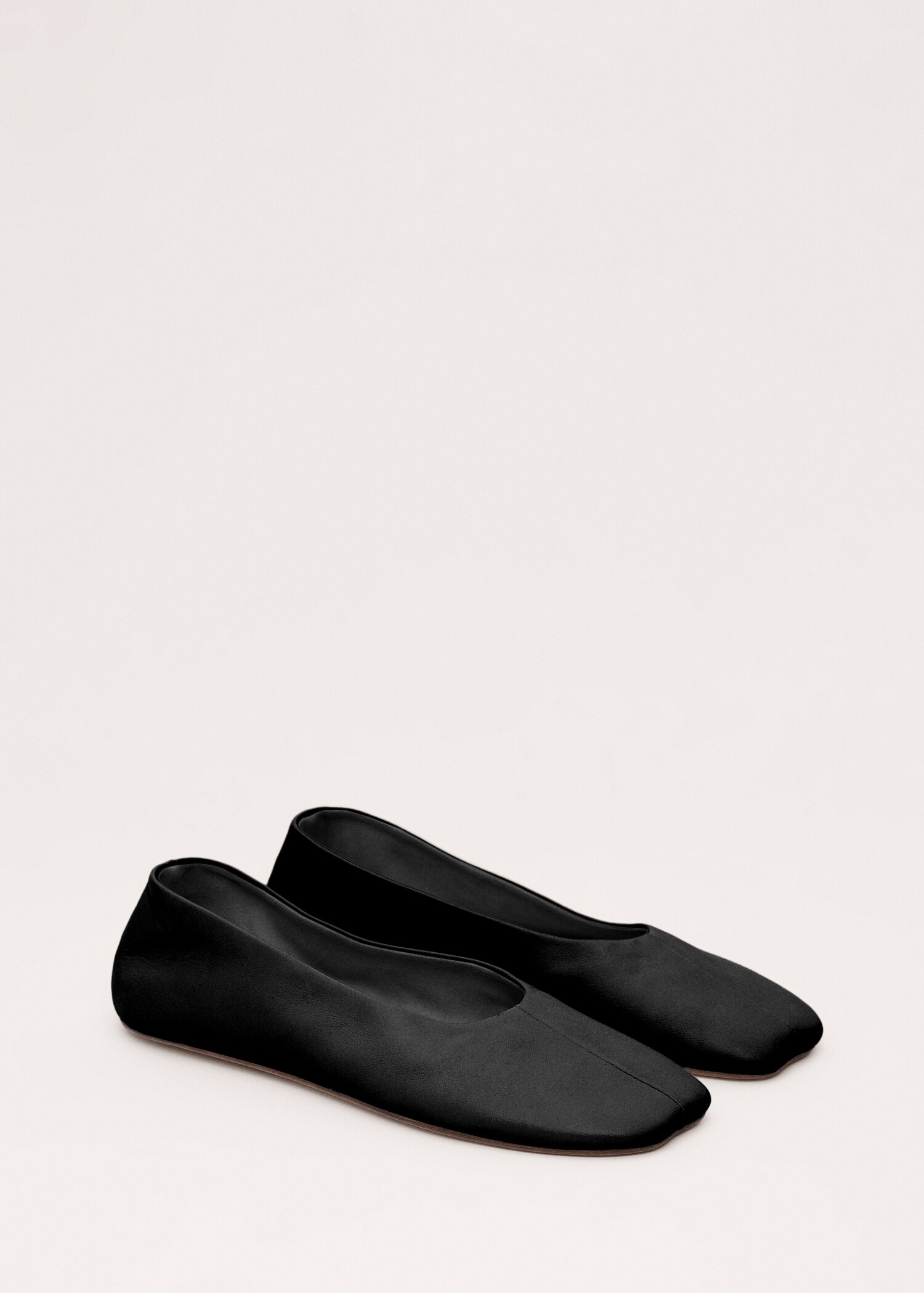 Ballerines 100 % cuir - Plan moyen