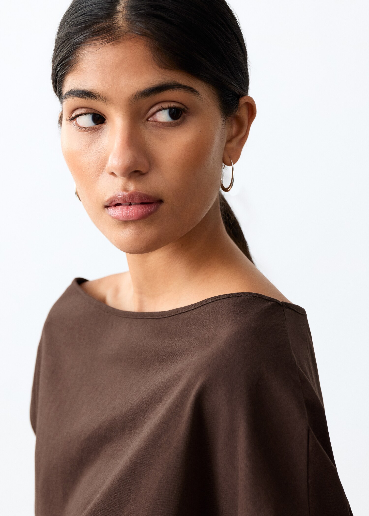 Gathered boat neck top - Details of the article 1