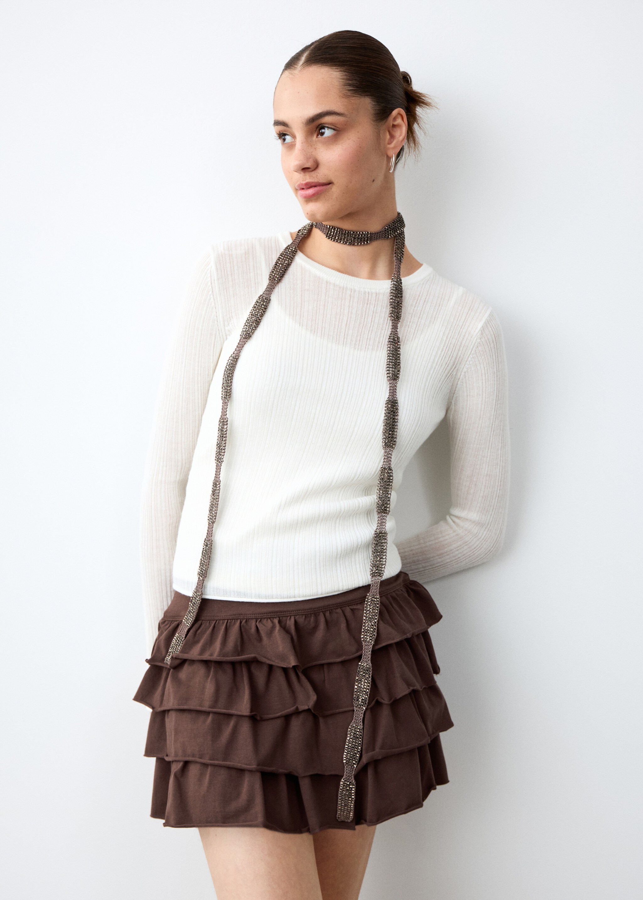 Jupe courte à volants - Plan moyen, Marron. Ref: 27014780-00.