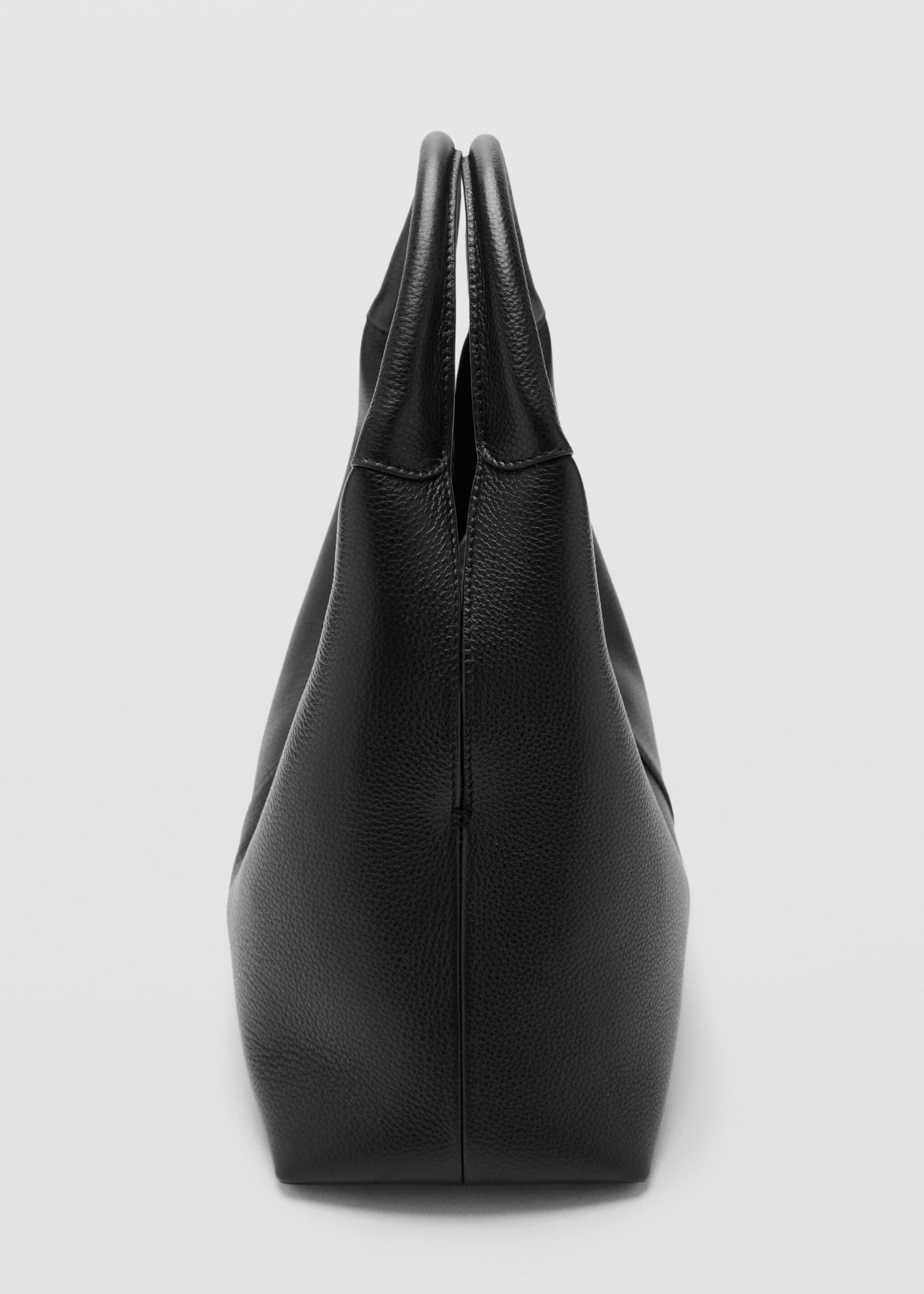 Stitched leather shoulder bag - Details of the article 1, Black. Ref: 27014790-00.