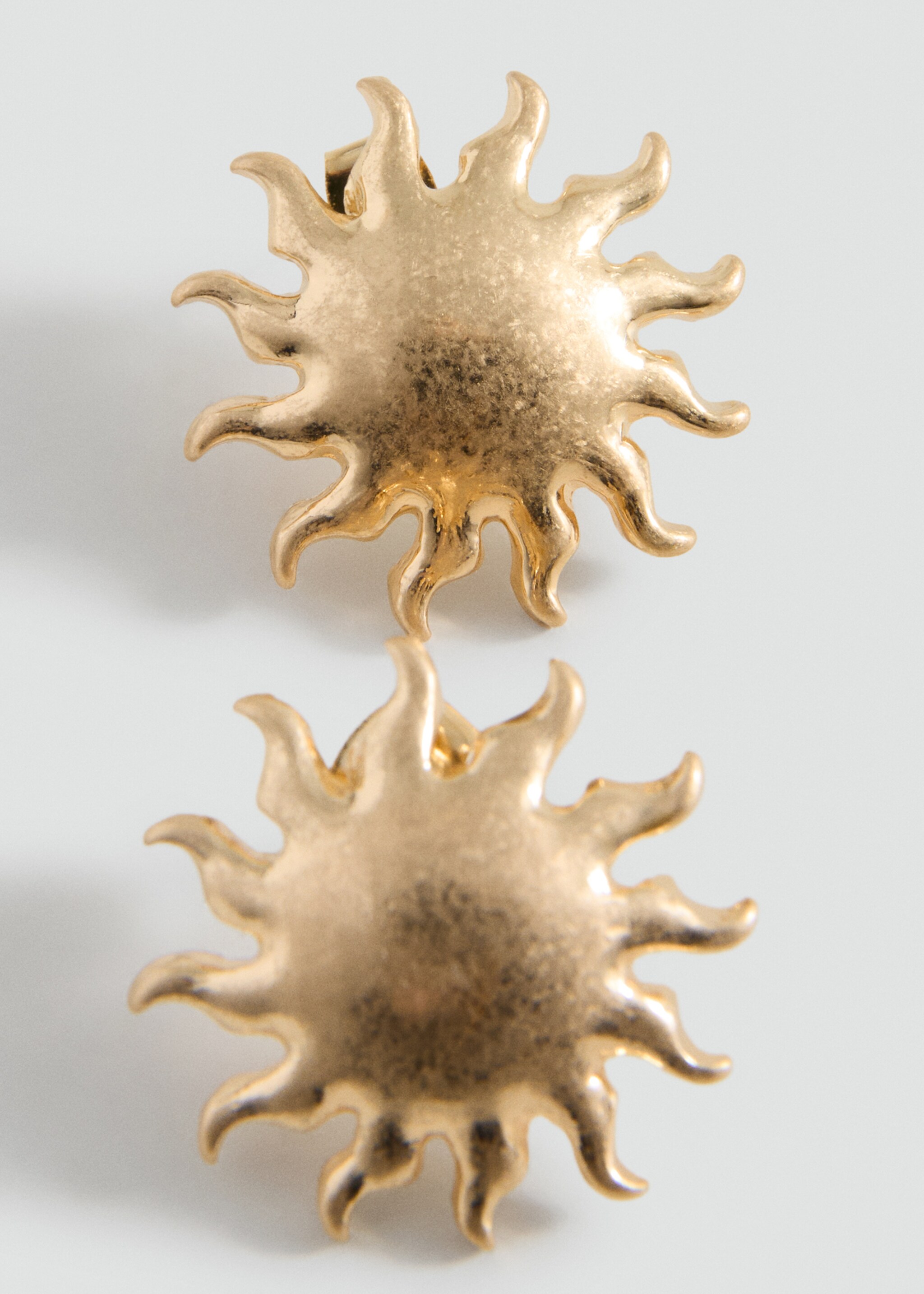 Sun design earrings - Details of the article 1, Gold. Ref: 27015174-00.