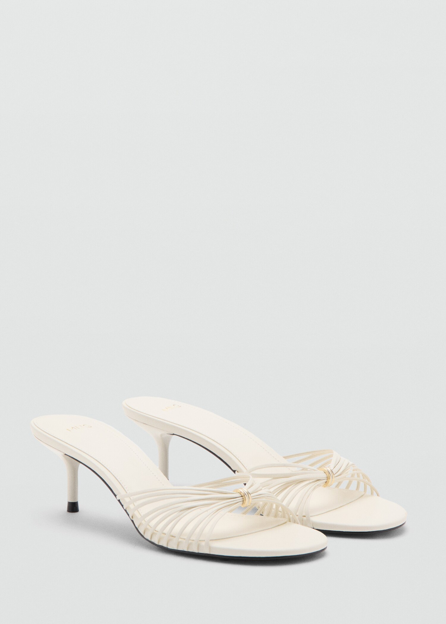 Heeled sandals with straps - Medium plane