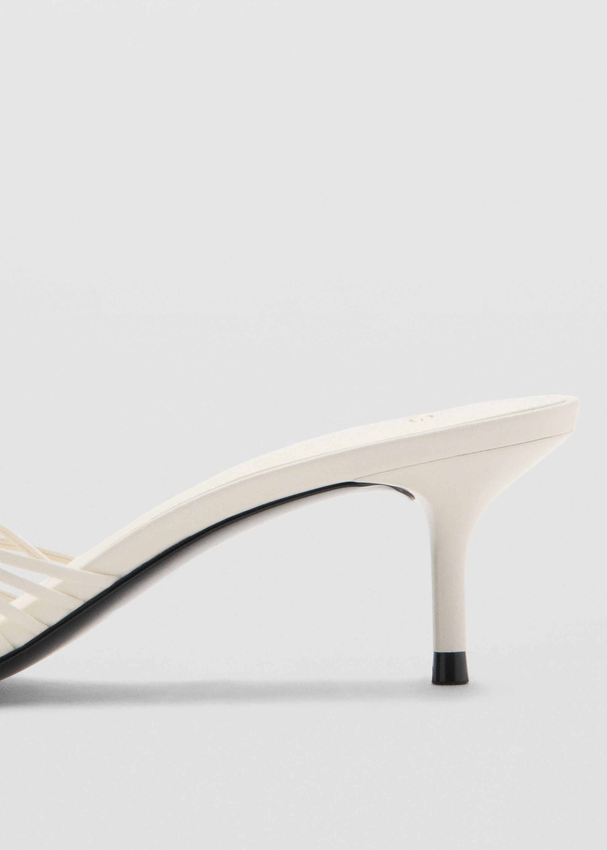 Heeled sandals with straps - Details of the article 1, White. Ref: 27015818-00.