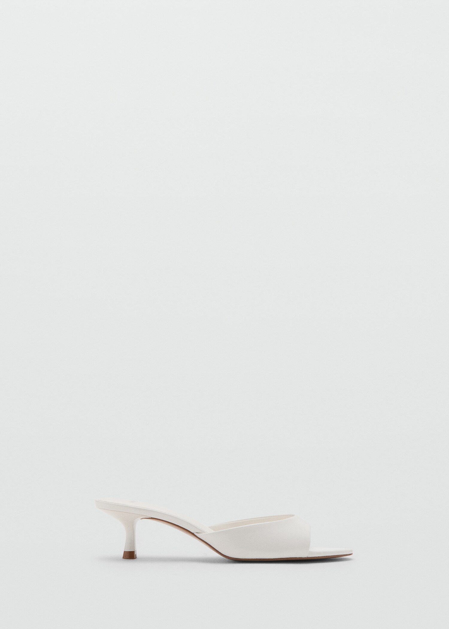 Pointed heel sandals - Article without model