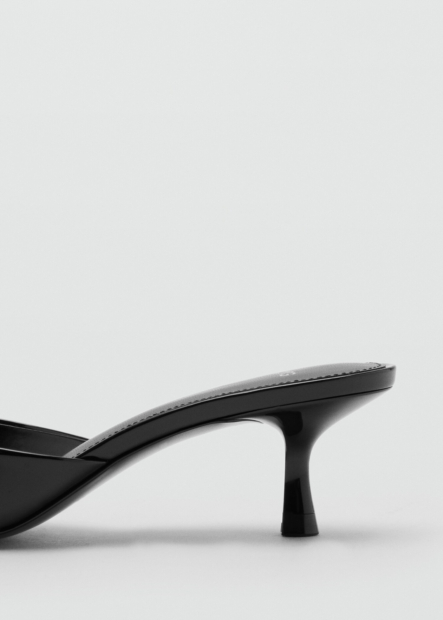 Pointed heel sandals - Details of the article 1