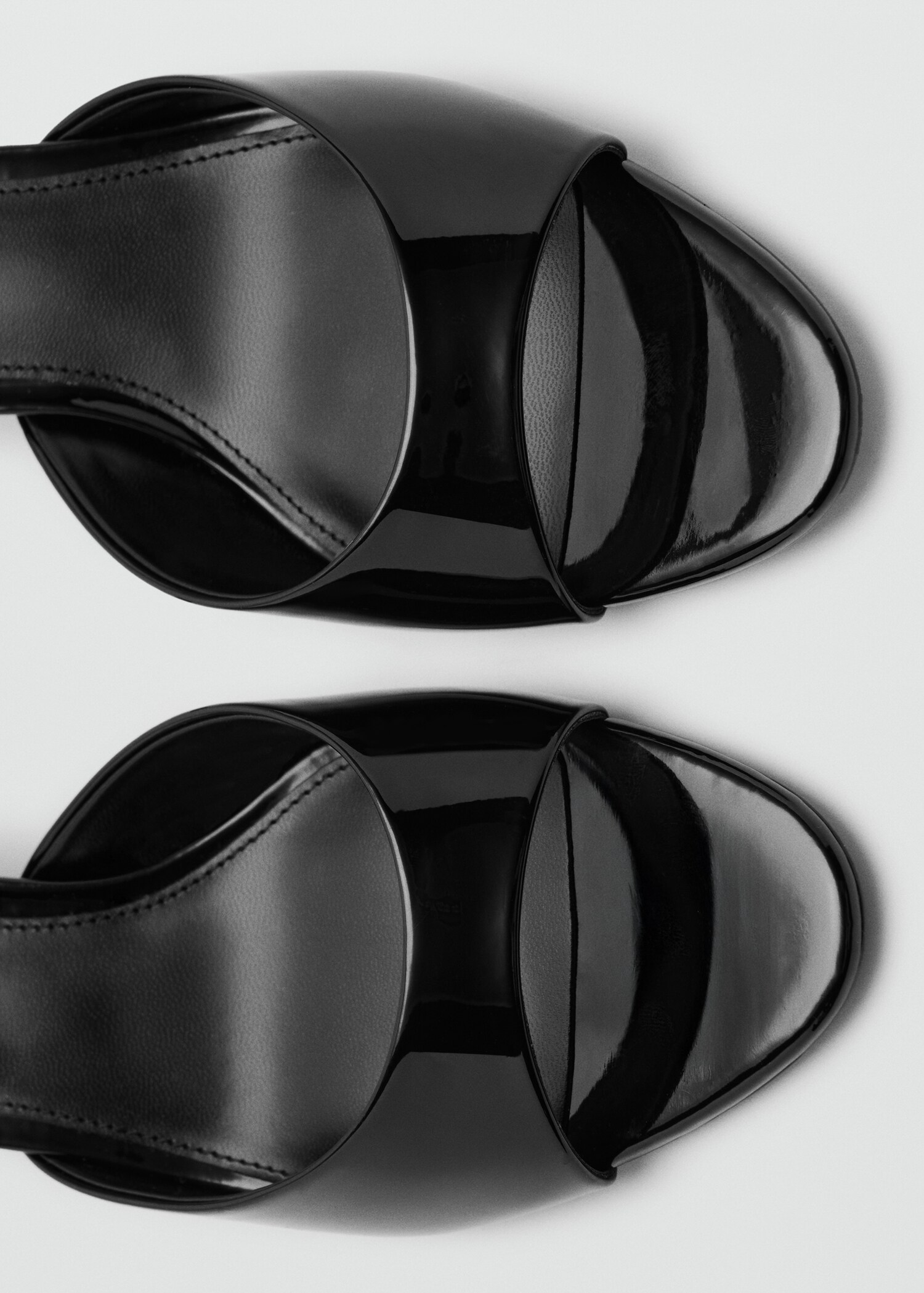 Pointed heel sandals - Details of the article 2