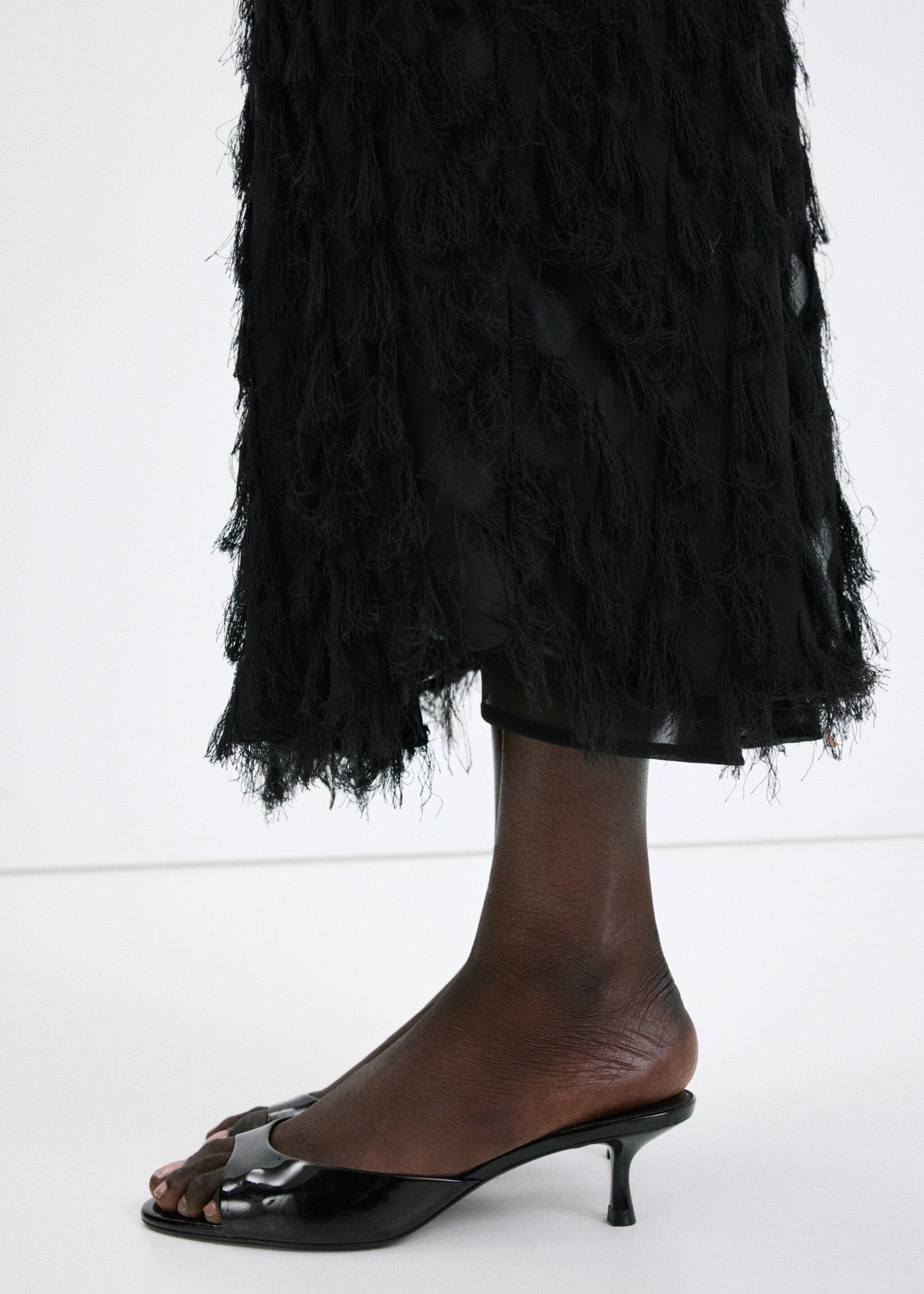 Kitten-heel sandals with strap - Details of the article 9, Black. Ref: 27015820-00.