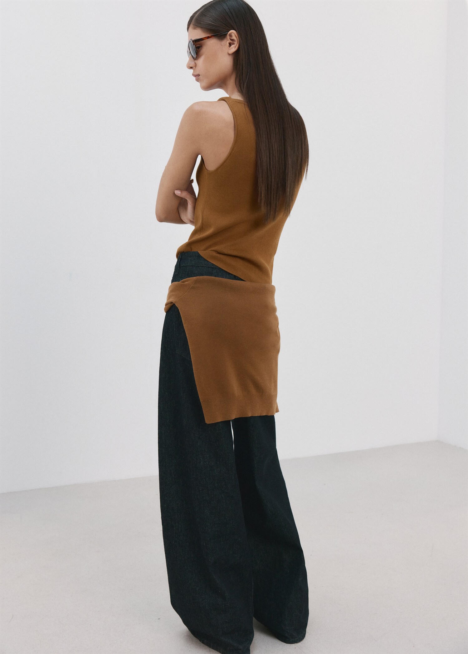 بلوزة شفافة محبوكة - الجهة الخلفية للمنتج