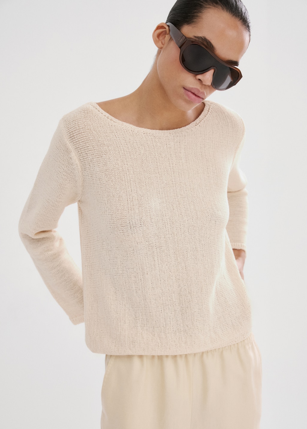 Long-sleeve knitted sweater - image 4