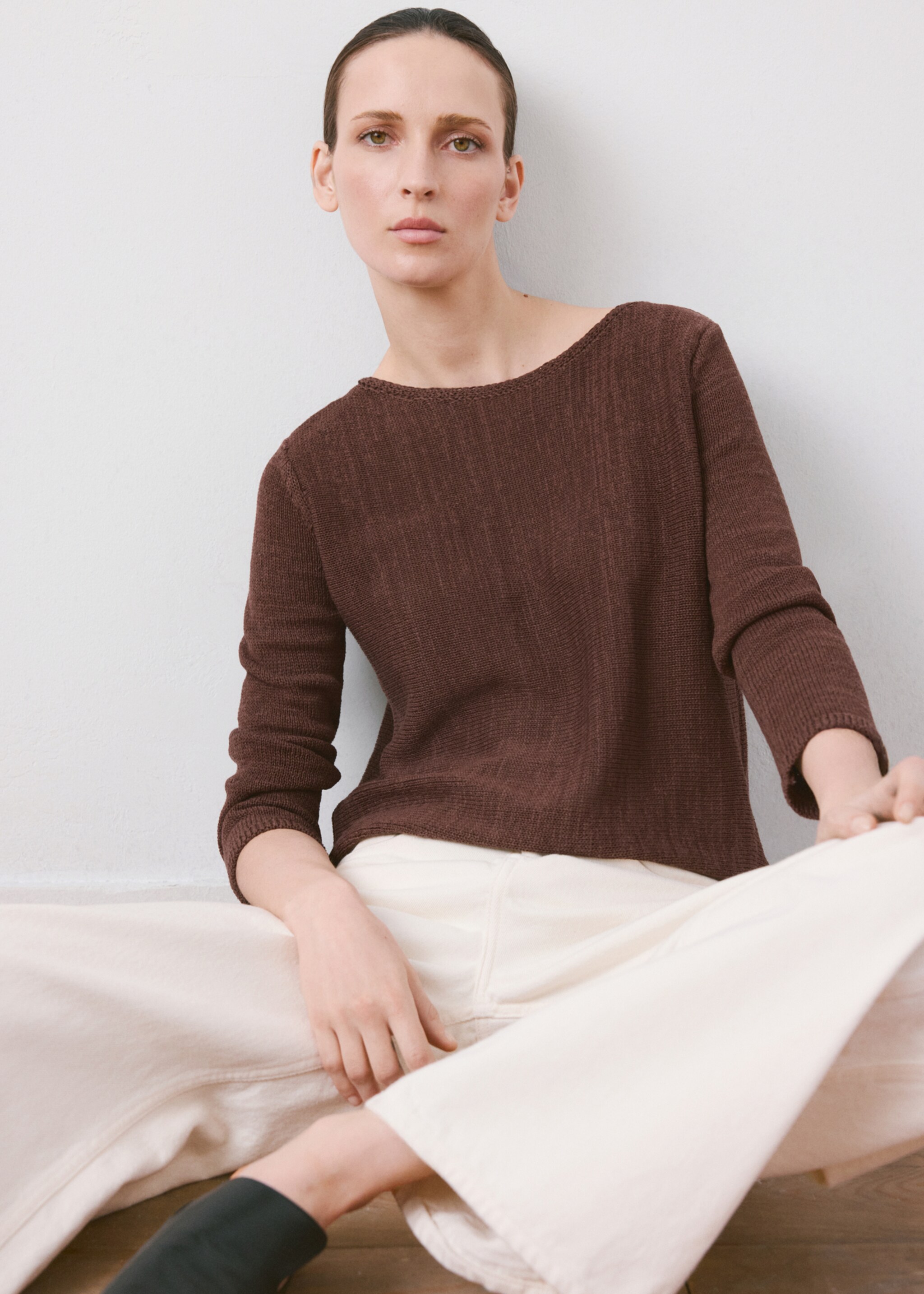 Lurex knitted sweater - Details of the article 2, Chocolate. Ref: 27015824-00.