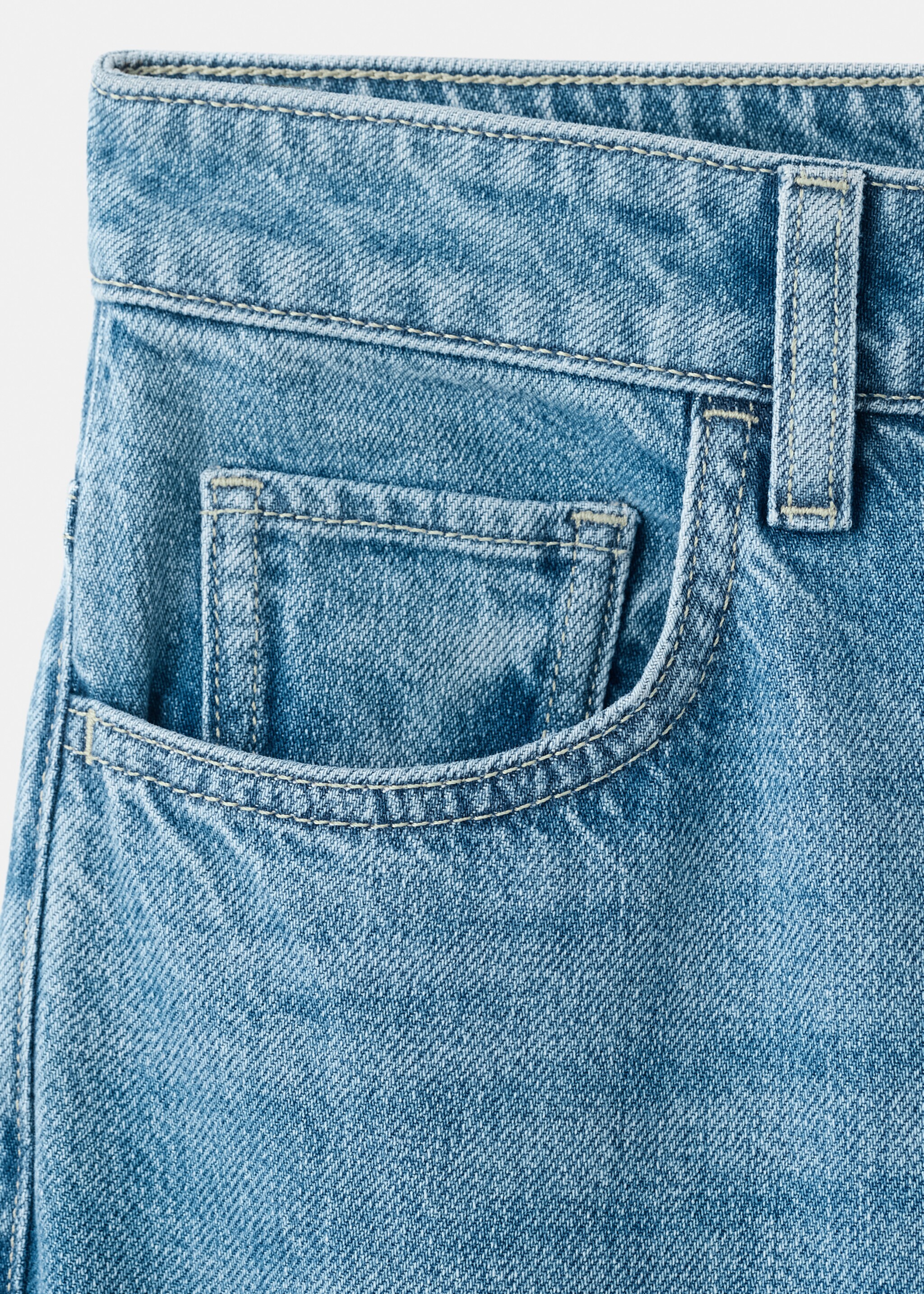 Mid-rise flared jeans - Details of the article 8, Medium Blue. Ref: 27015827-00.