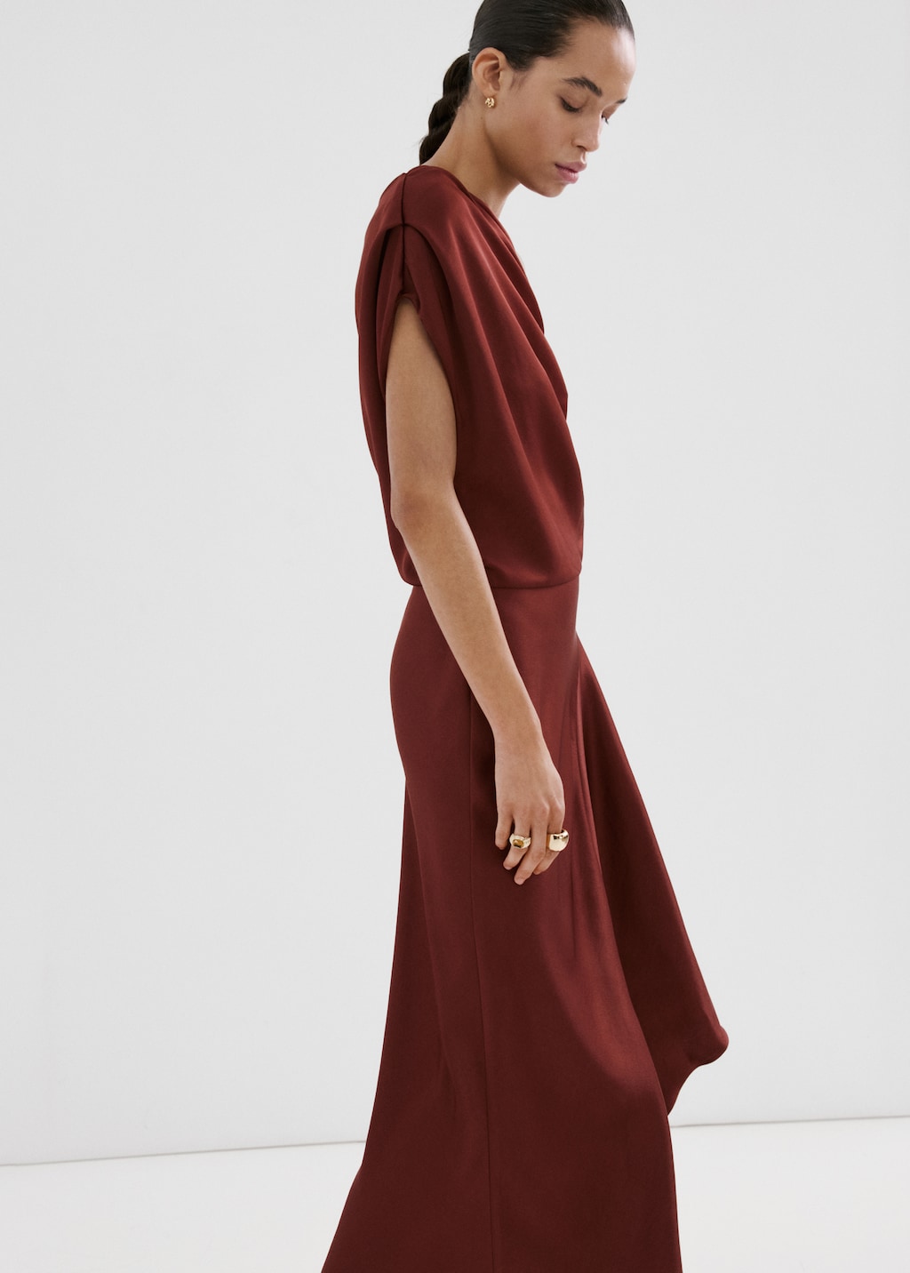 Asymmetrical flared dress - image 3