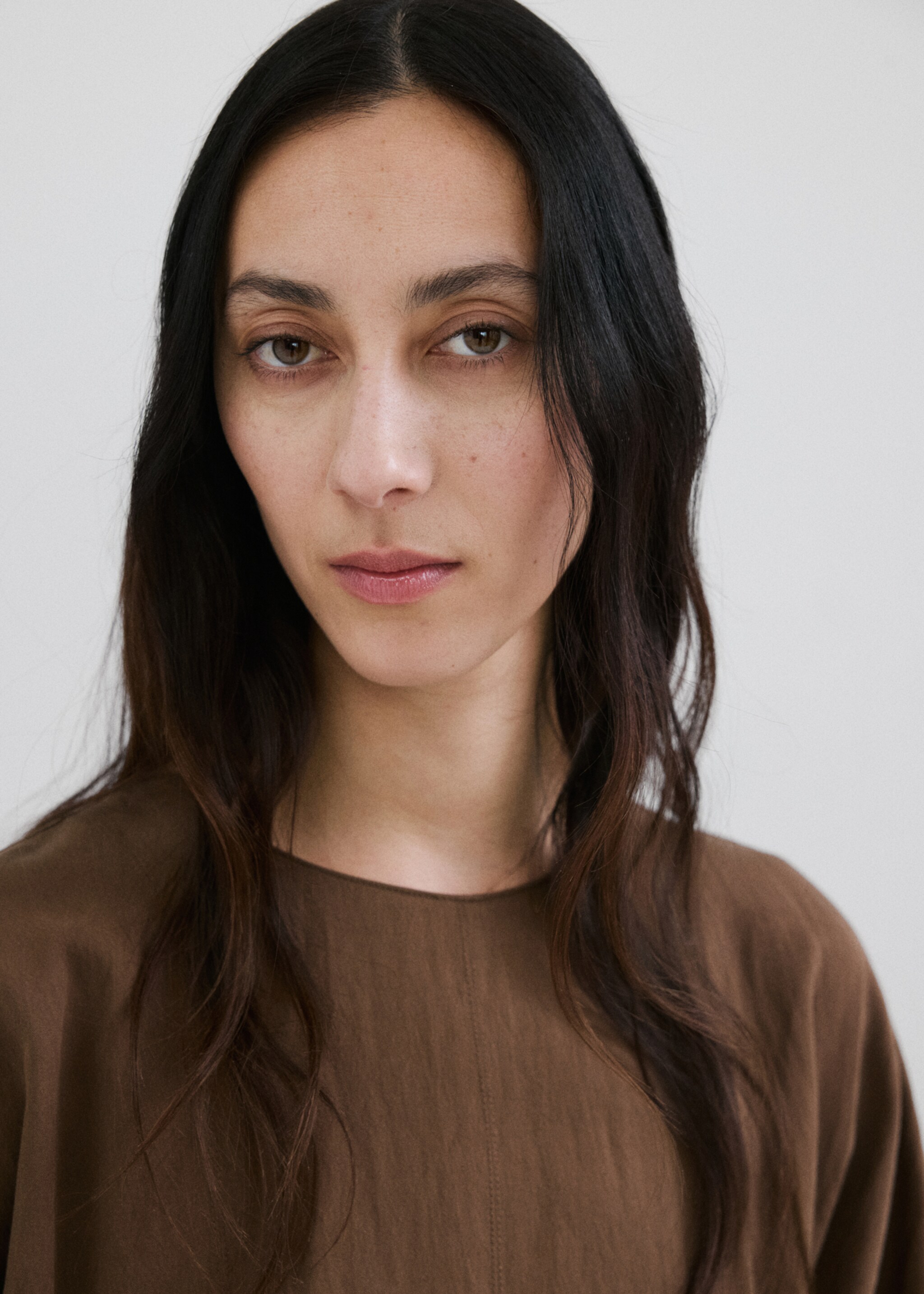 Lyocell dress with belt - Details of the article 1, Brown. Ref: 27015831-00.