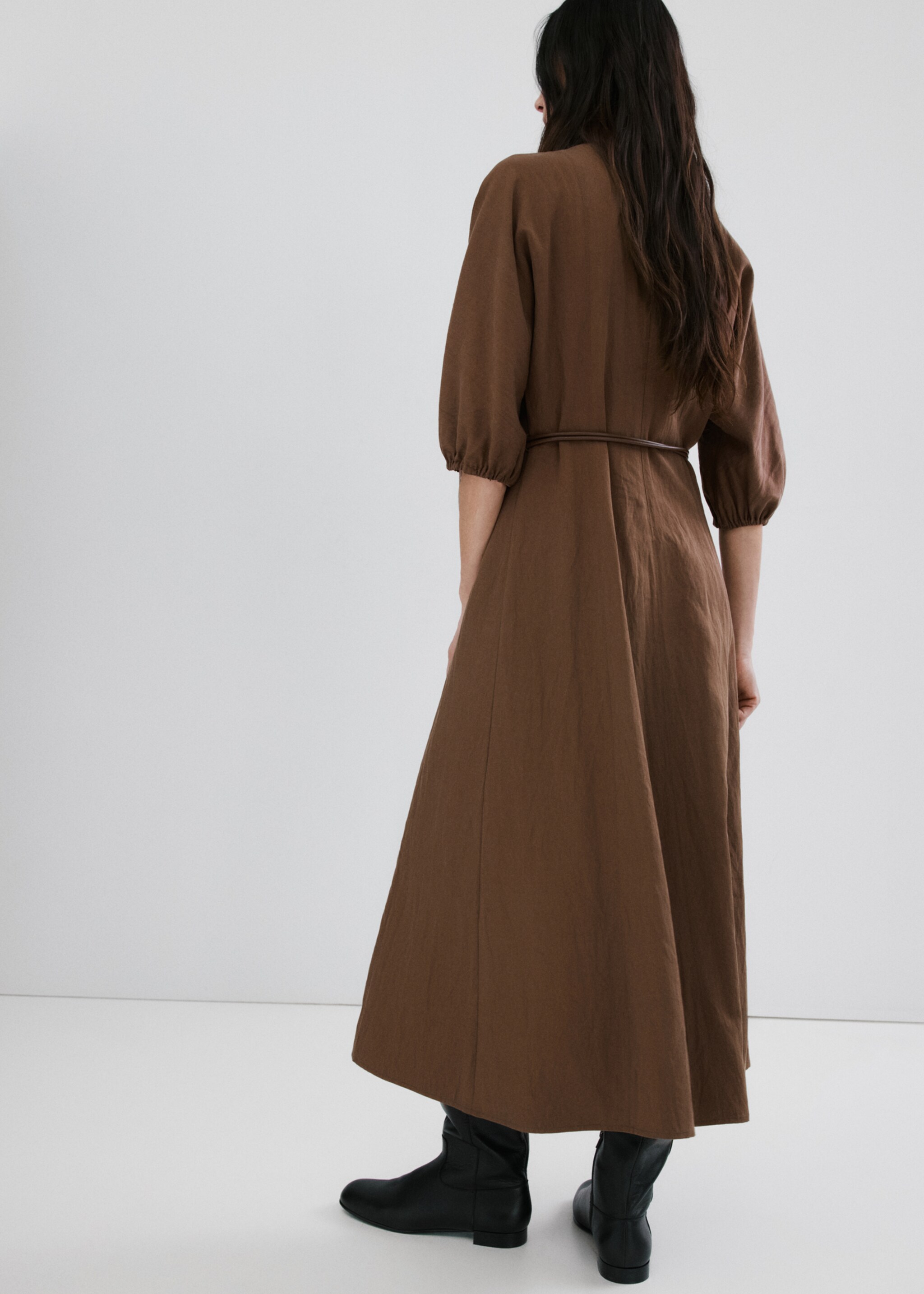 Lyocell dress with belt - Reverse of the article, Brown. Ref: 27015831-00.