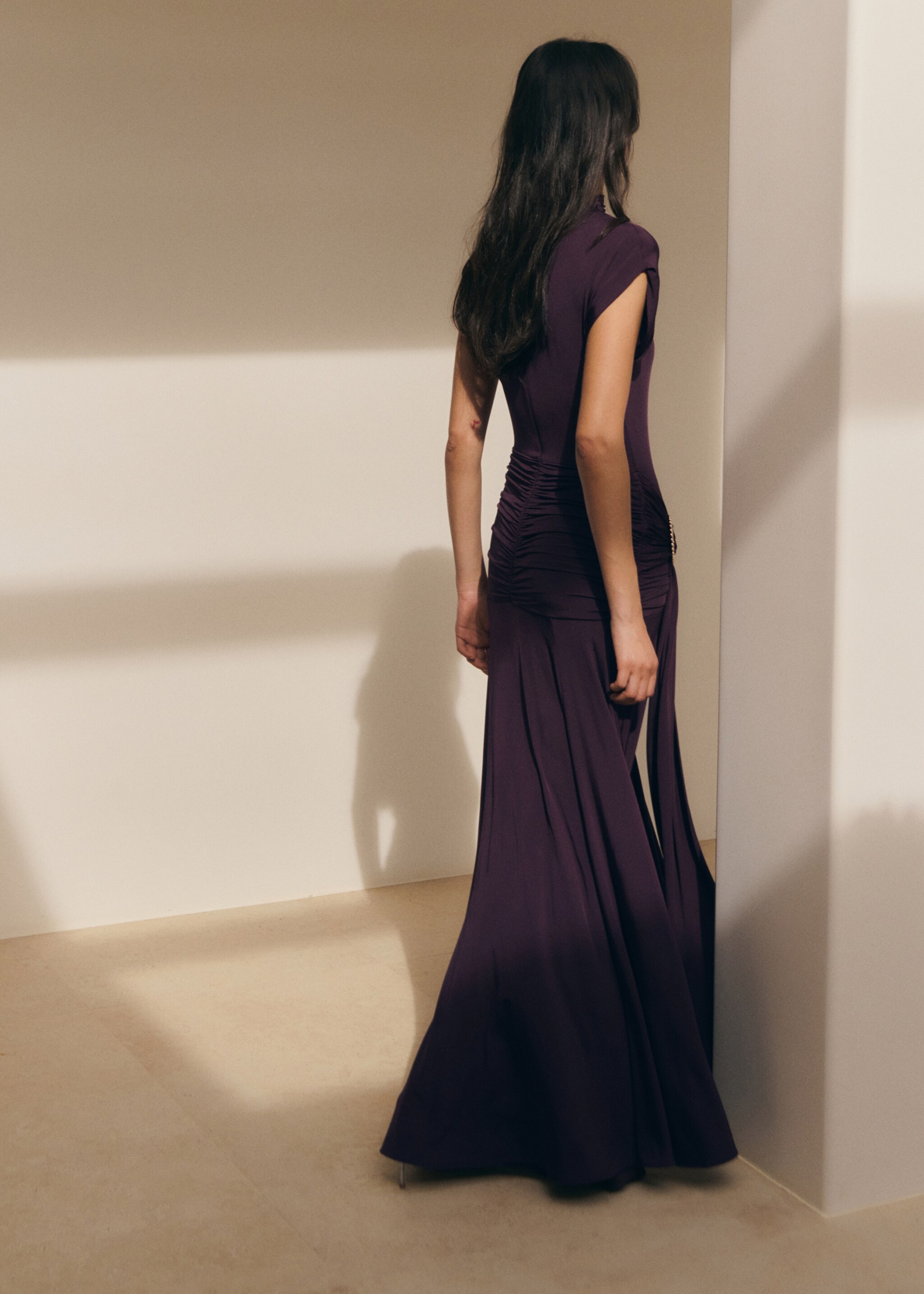 Long dress with metallic detail - Reverse of the article, Purple. Ref: 27015841-00.