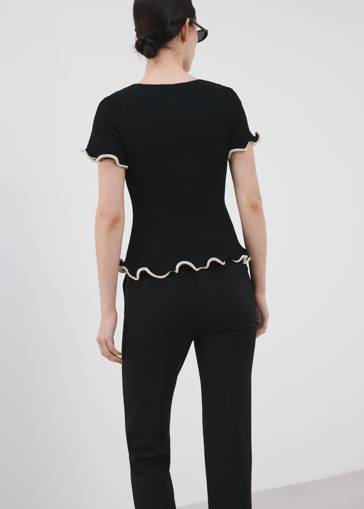 Peplum jumper with contrasting trims - Reverse of the article