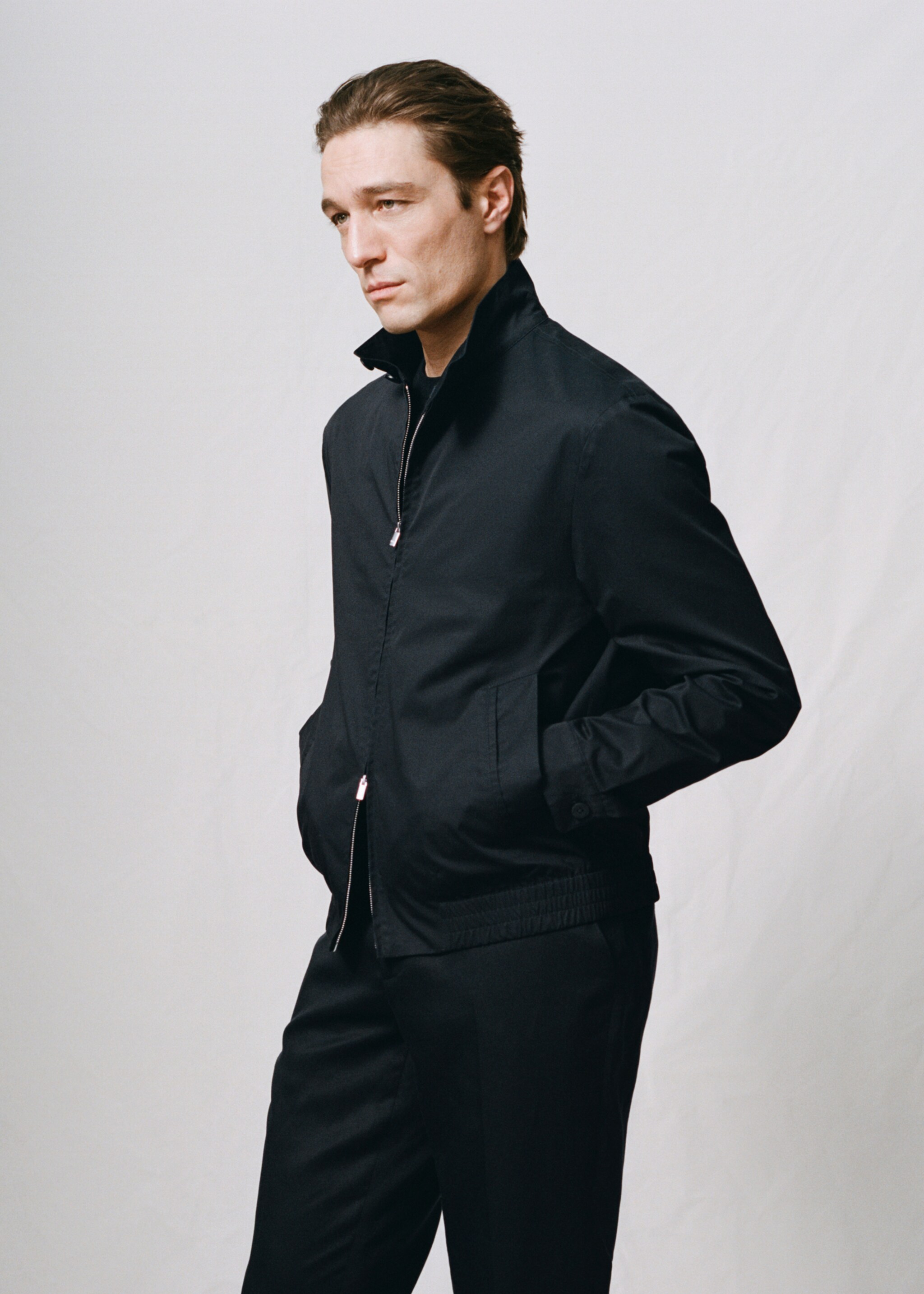 100% cotton water repellent jacket - Details of the article 5, Navy. Ref: 27015934-00.