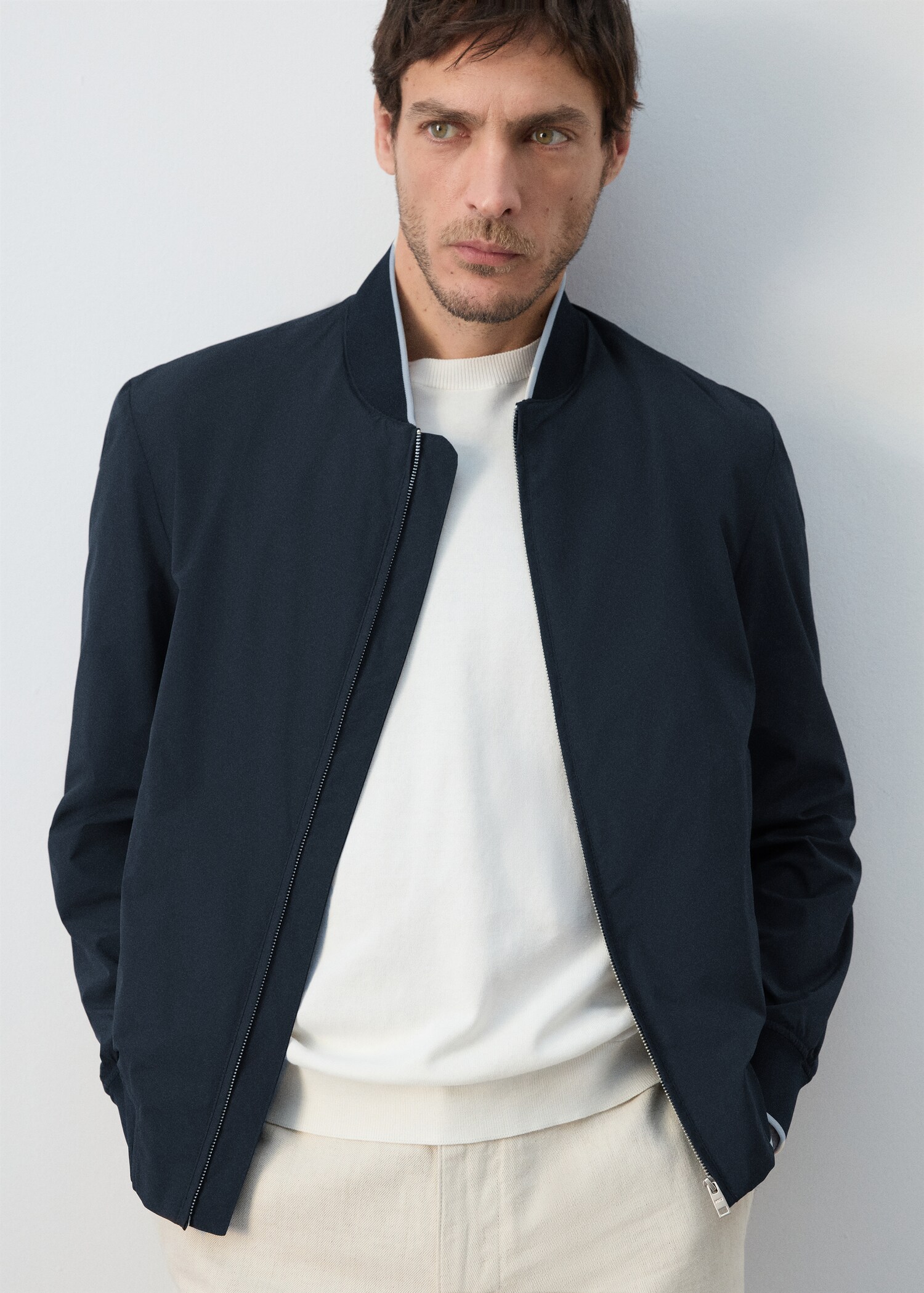 Lightweight water-repellent bomber jacket - Details of the article 2