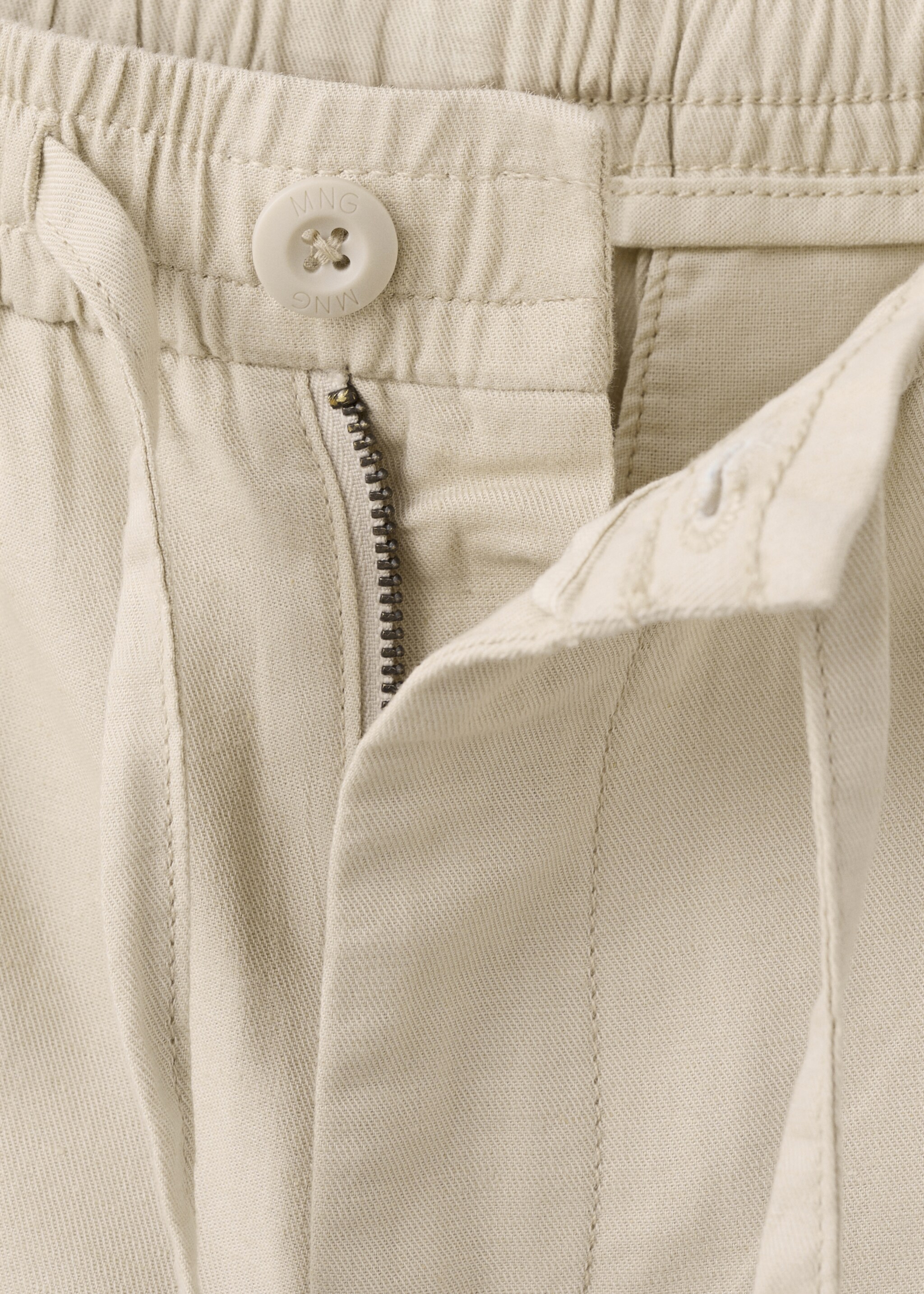 Cotton Bermuda shorts - Details of the article 0, Sand. Ref: 27015938-00.