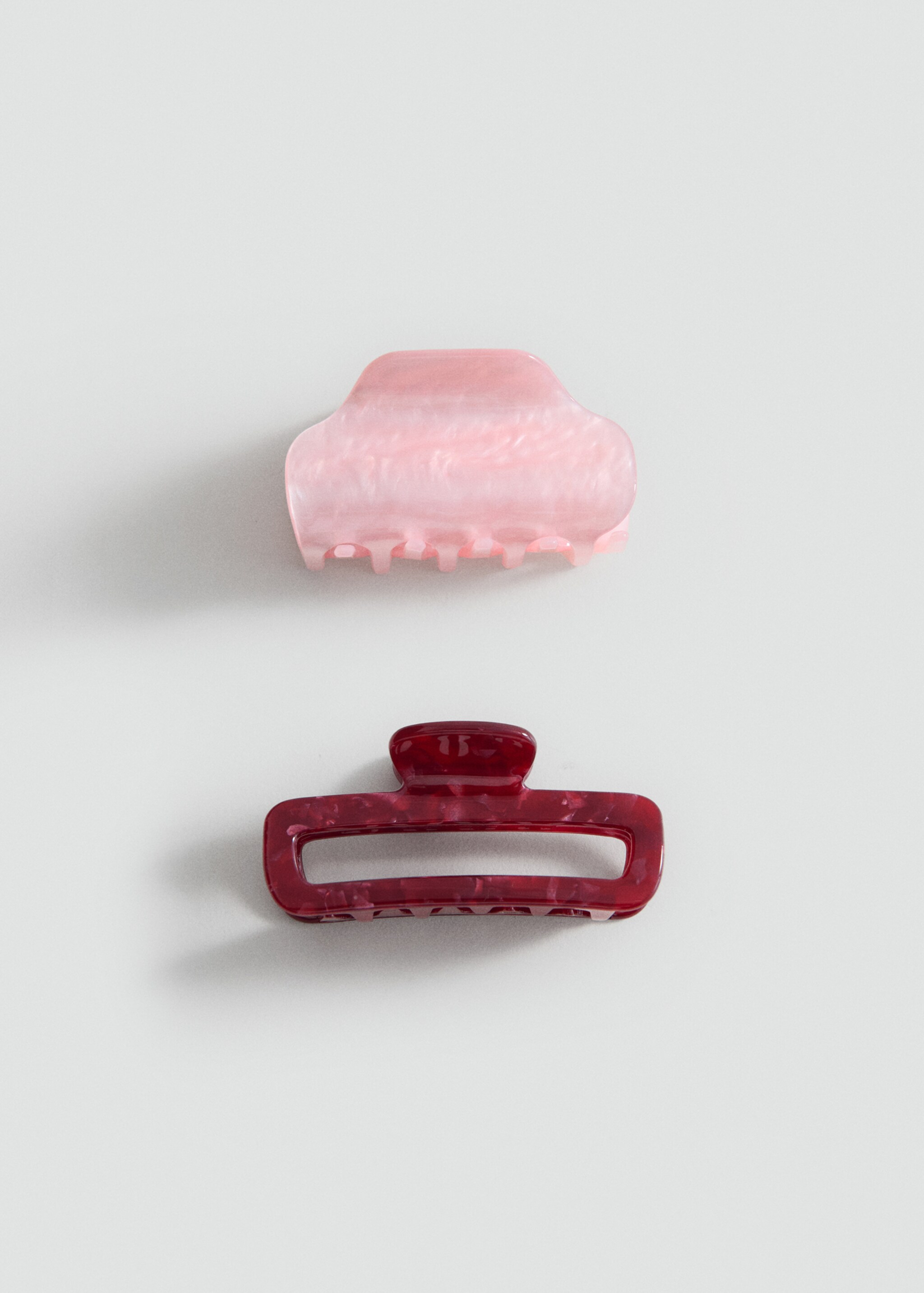 Pearlescent effect hair clips - Article without model, Red. Ref: 27015956-00.