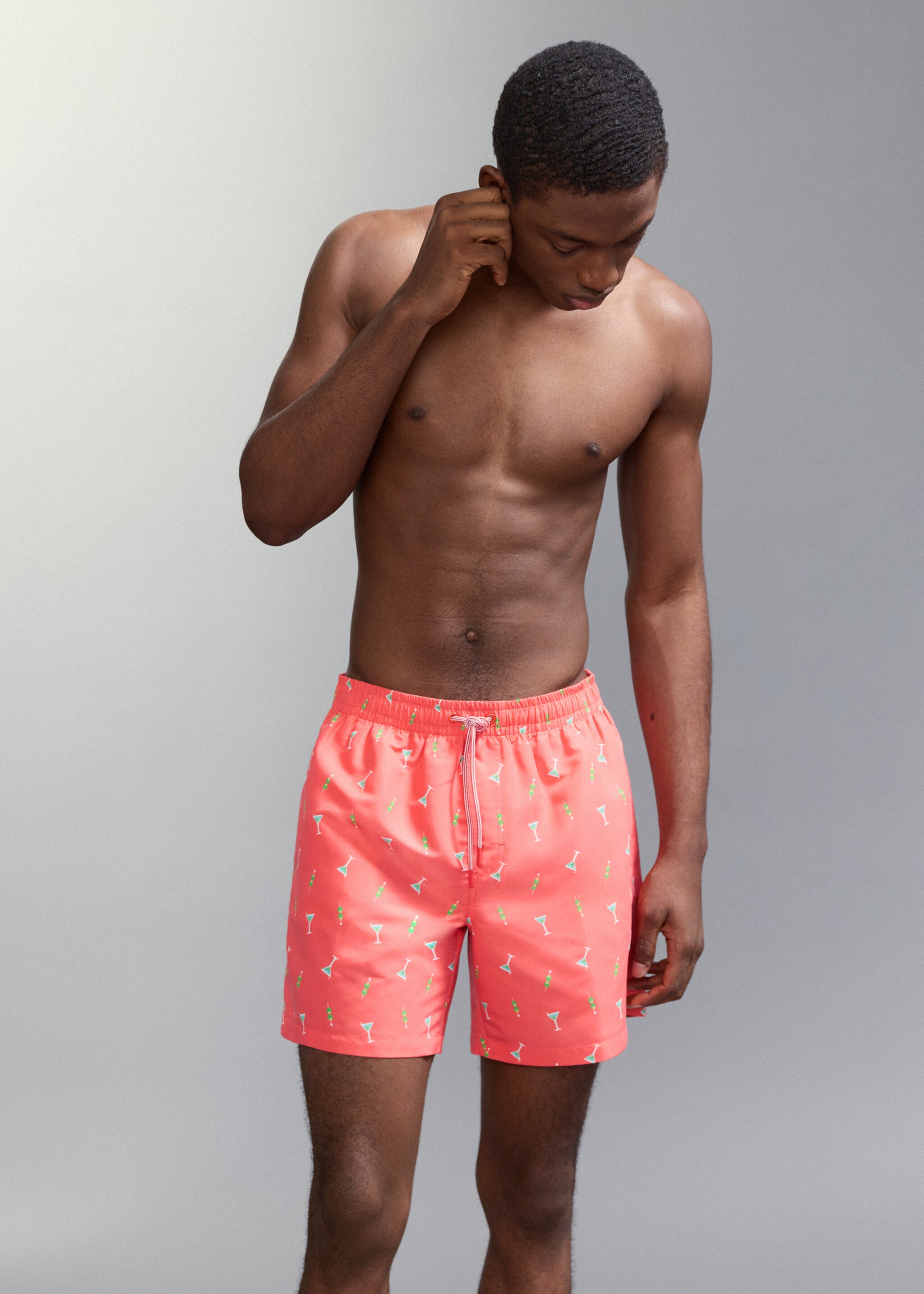 Printed swimming trunks - Details of the article 1, Khaki. Ref: 27015998-00.