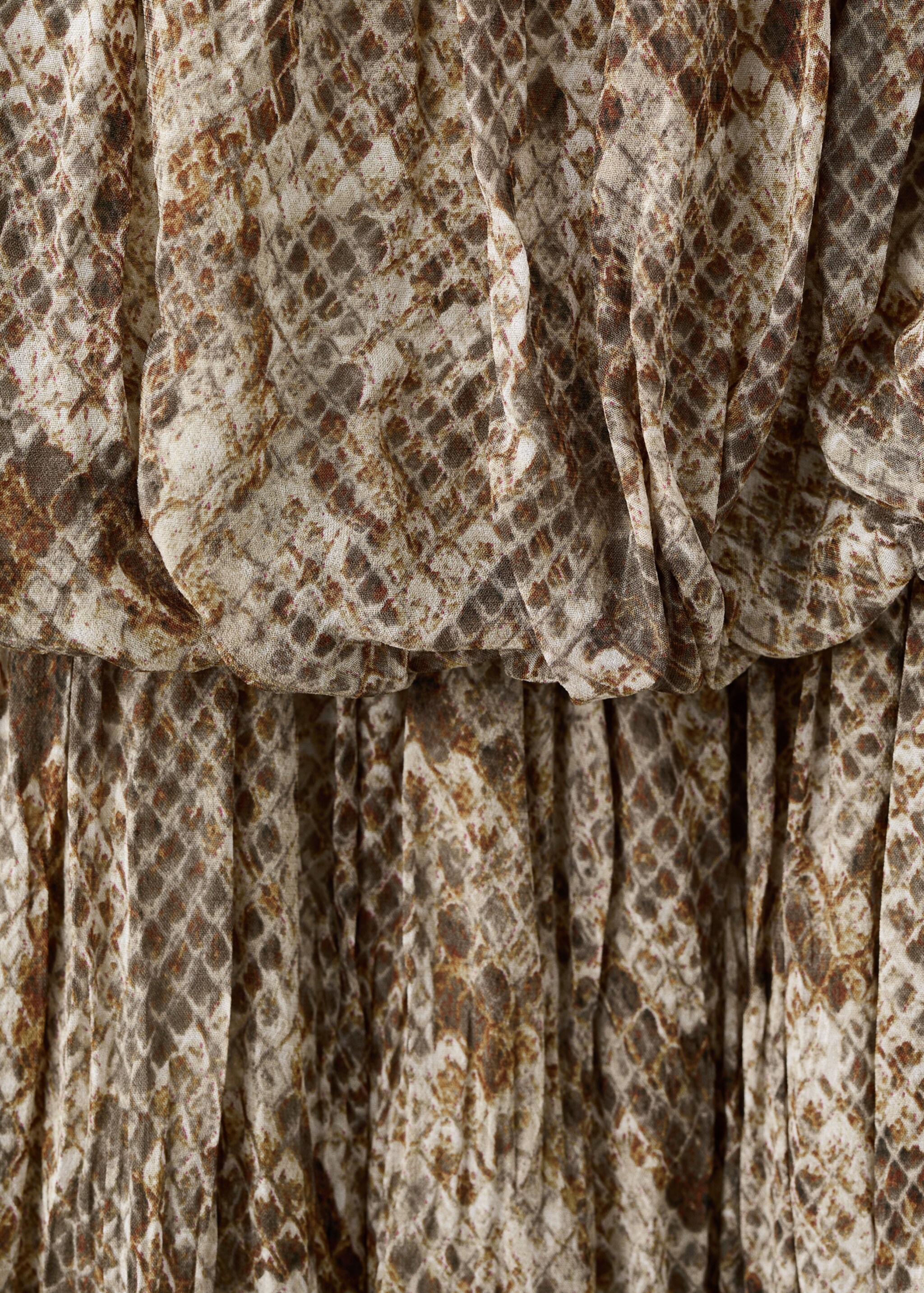 Flowy animal print dress - Details of the article 8, Khaki. Ref: 27016007-00.