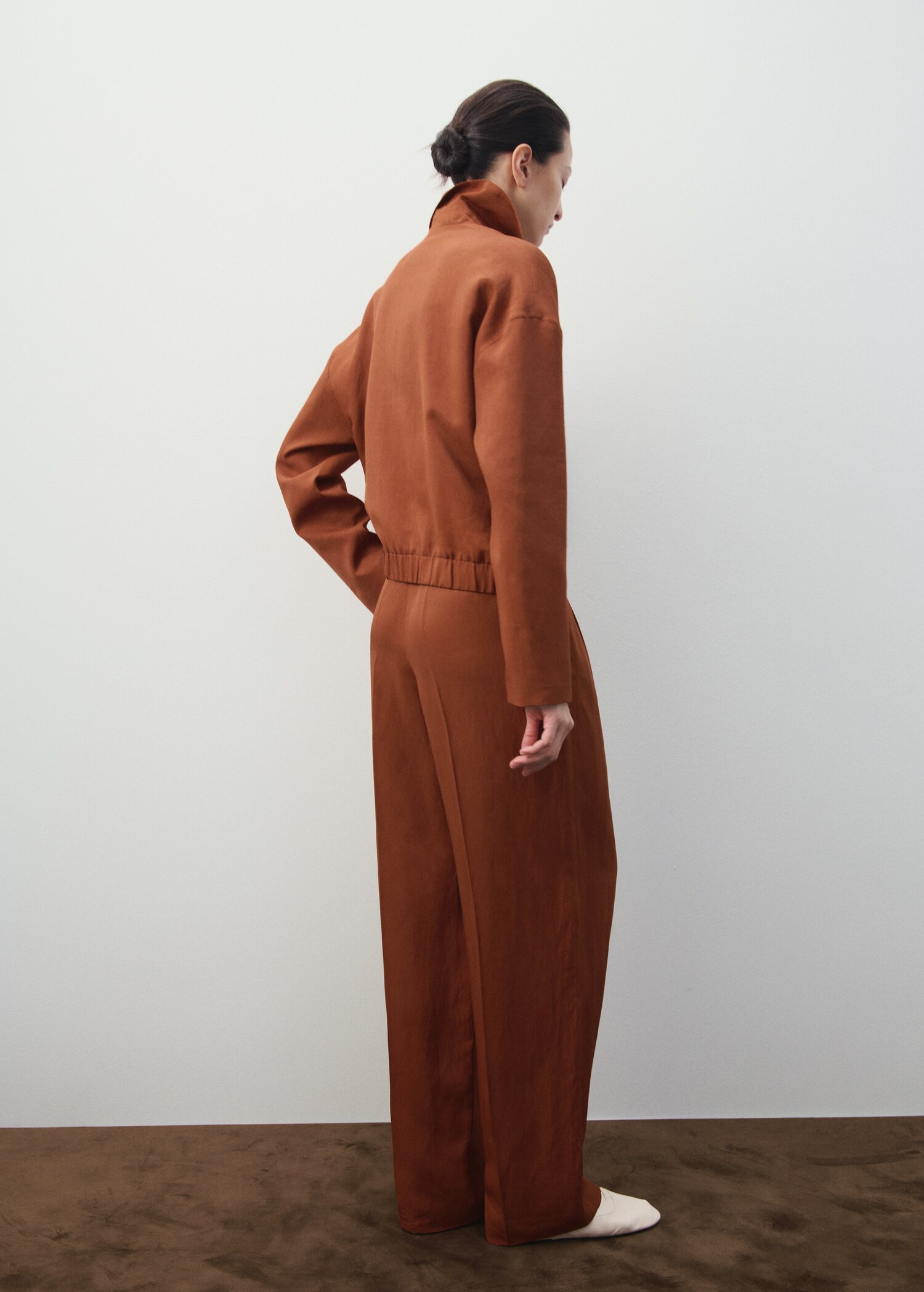 Pantalon mélange de lin pinces - Verso de l’article