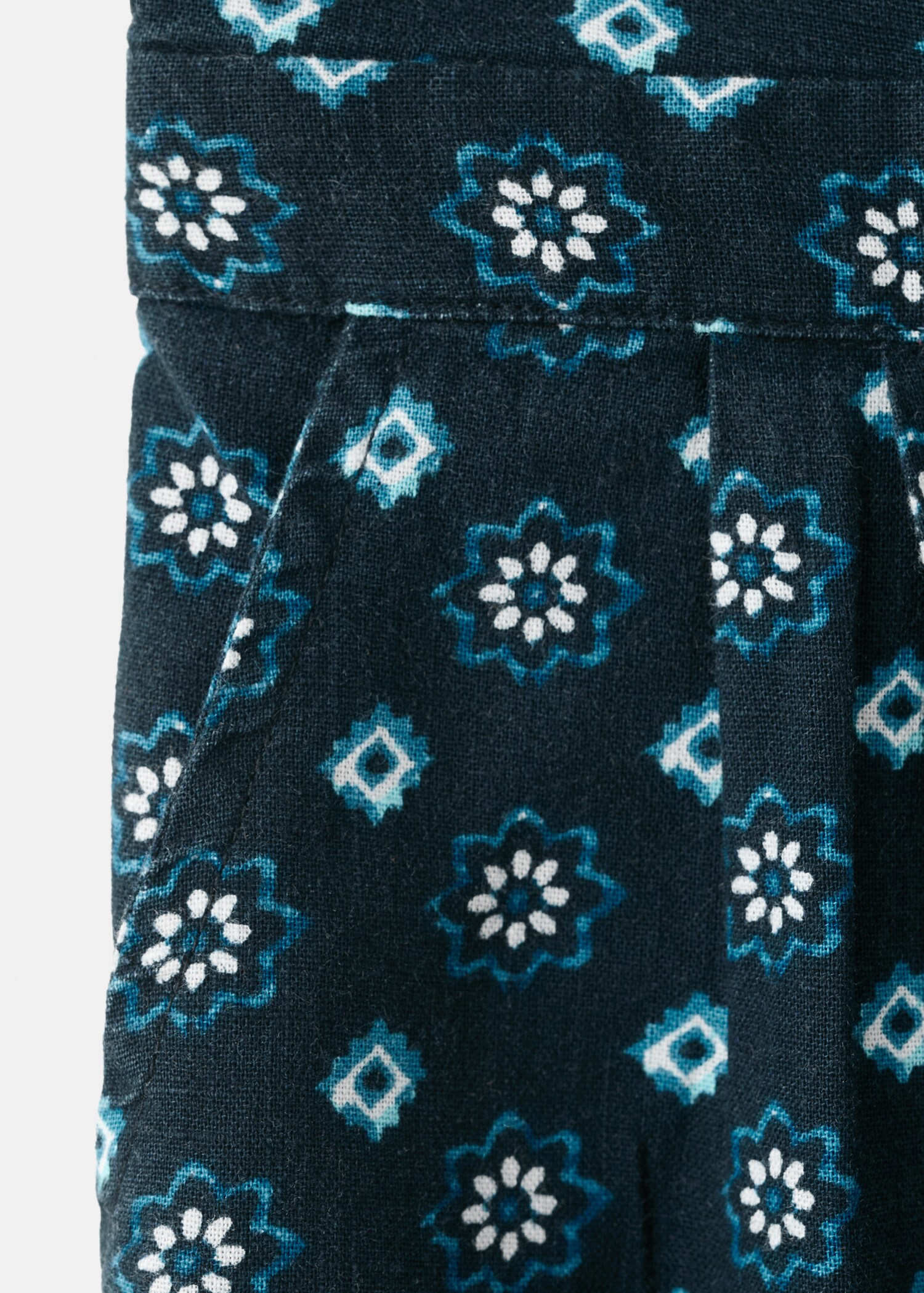 Παντελόνι εμπριμέ γυρισμένη μέση - Λεπτομέρεια του προϊόντος 8