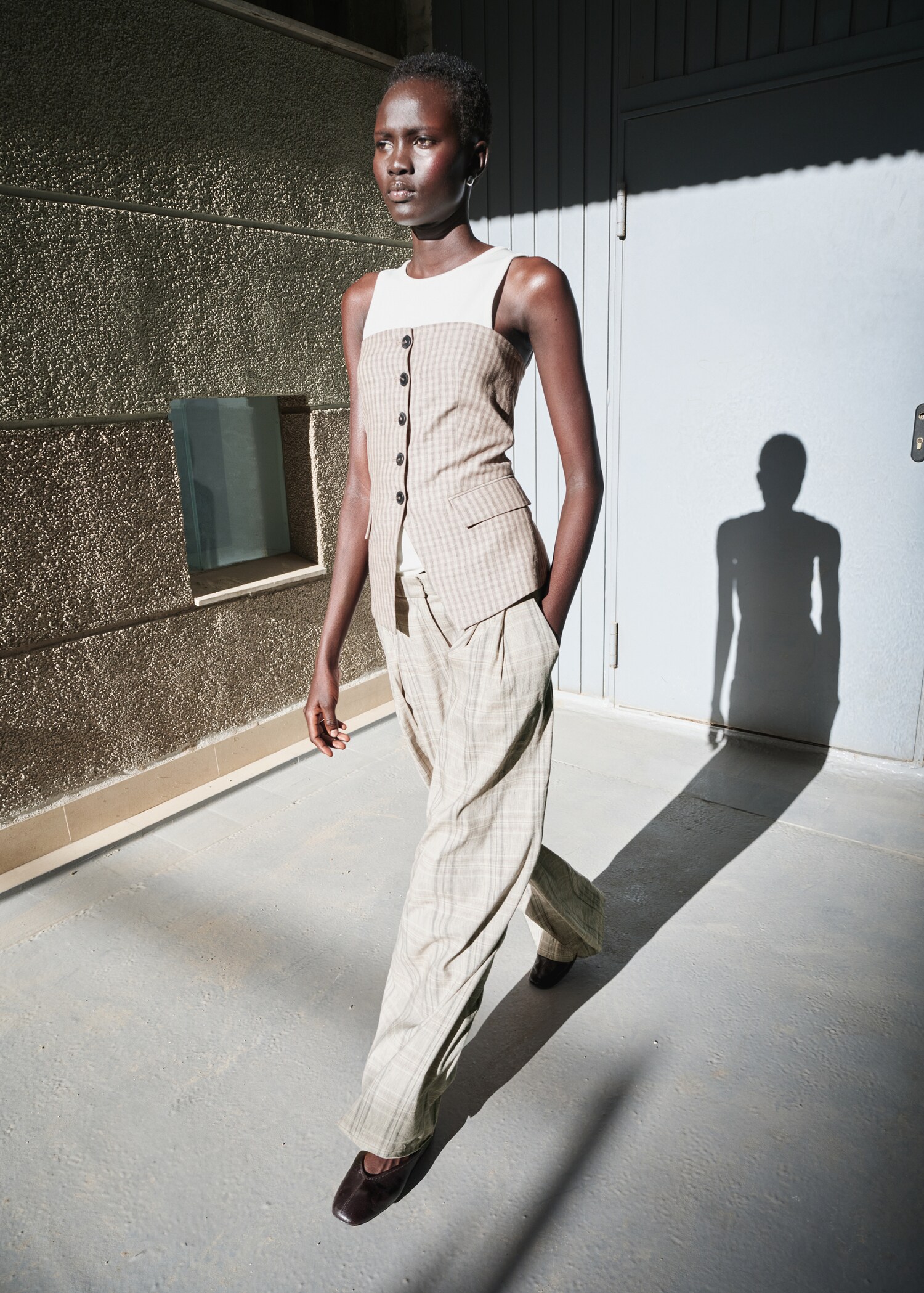 Bandeau top with buttons - Details of the article 1