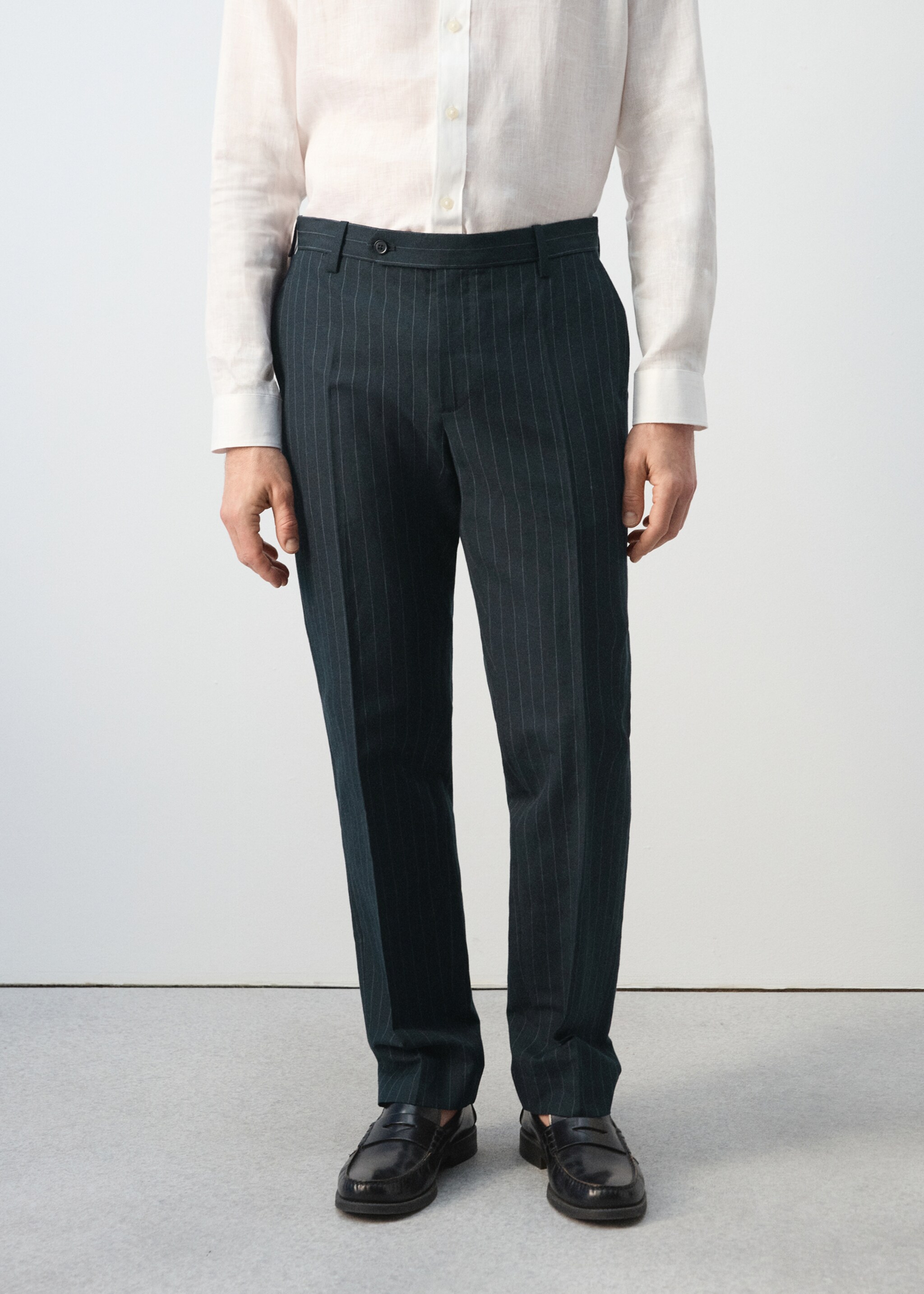 Regular fit linen blend pinstripe trousers - Medium plane, Navy. Ref: 27016712-00.