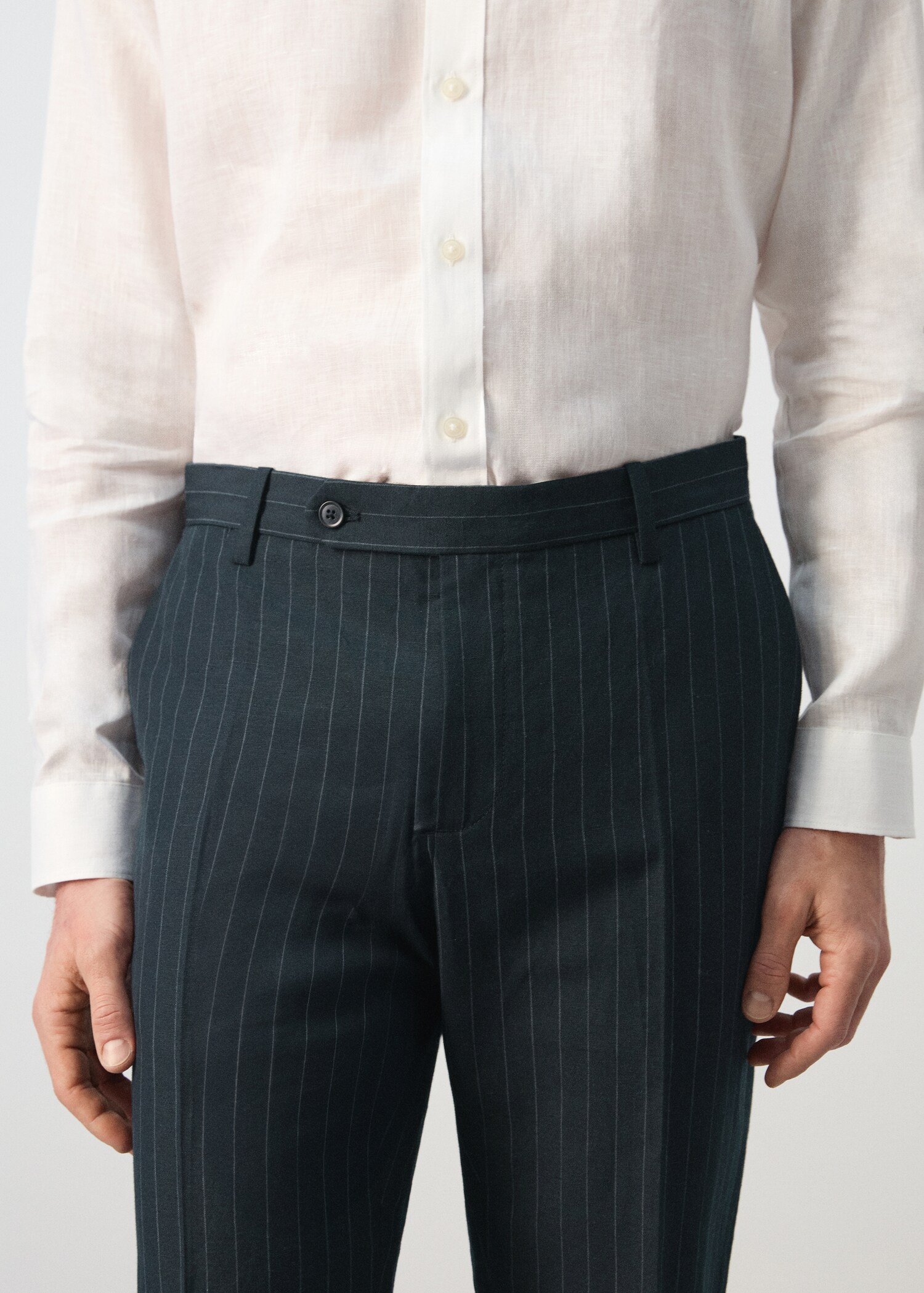Regular fit linen blend pinstripe trousers - Details of the article 1