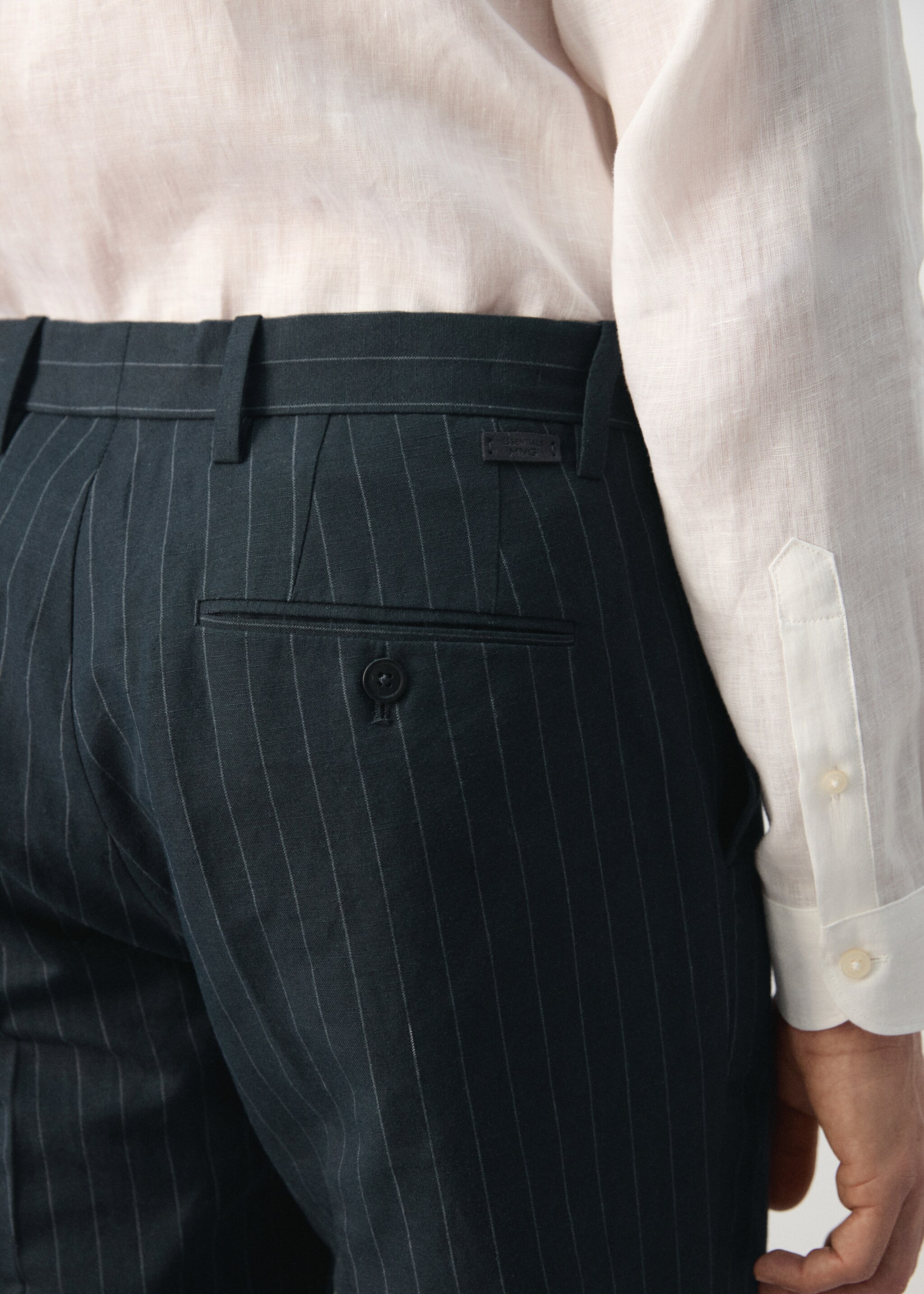 Regular fit linen blend pinstripe trousers - Details of the article 6, Navy. Ref: 27016712-00.
