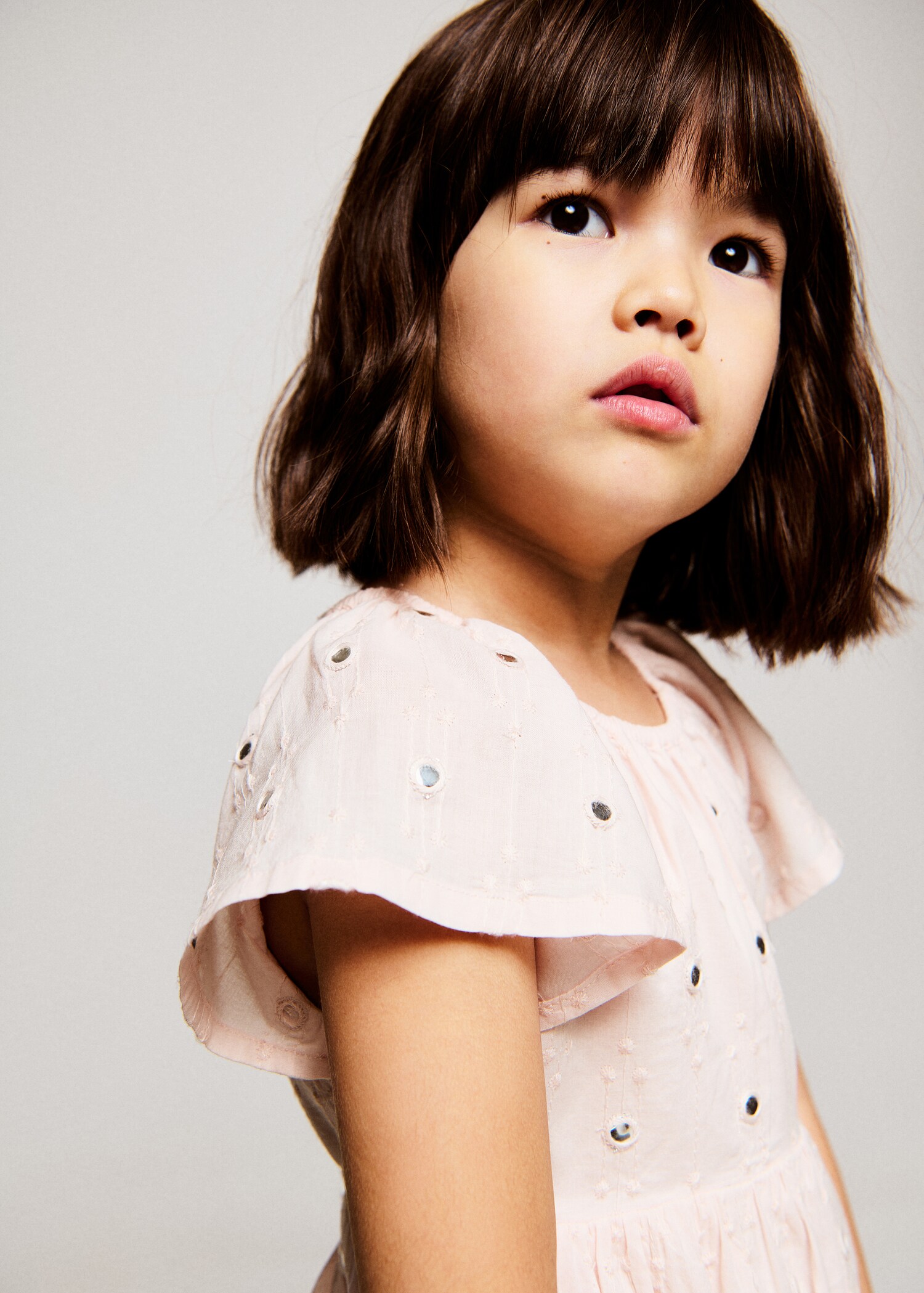 Flowy dress with sparkle details - Details of the article 1