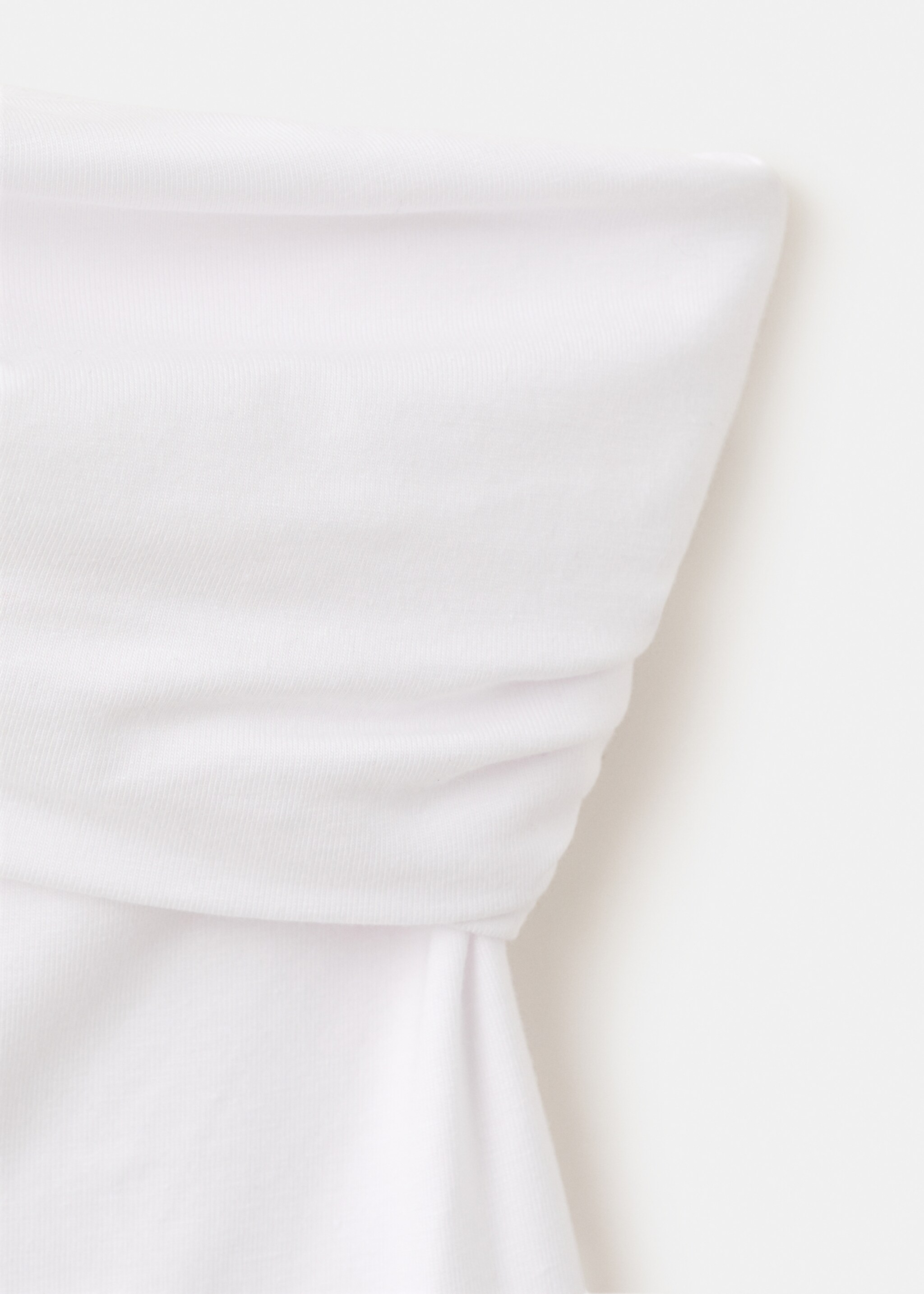 Top palabra de honor asimétrico - Detalle del artículo 8, Blanco roto. Ref: 27016746-00.