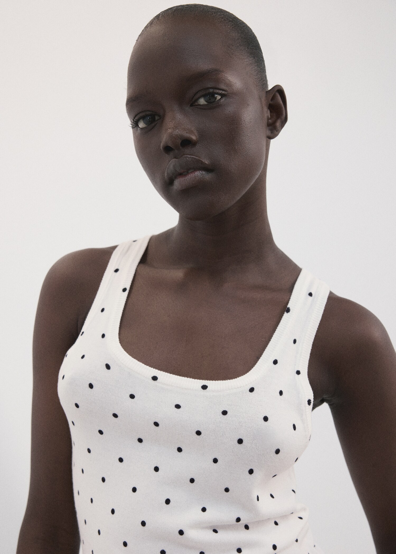 Polka-dot knitted top - Details of the article 1