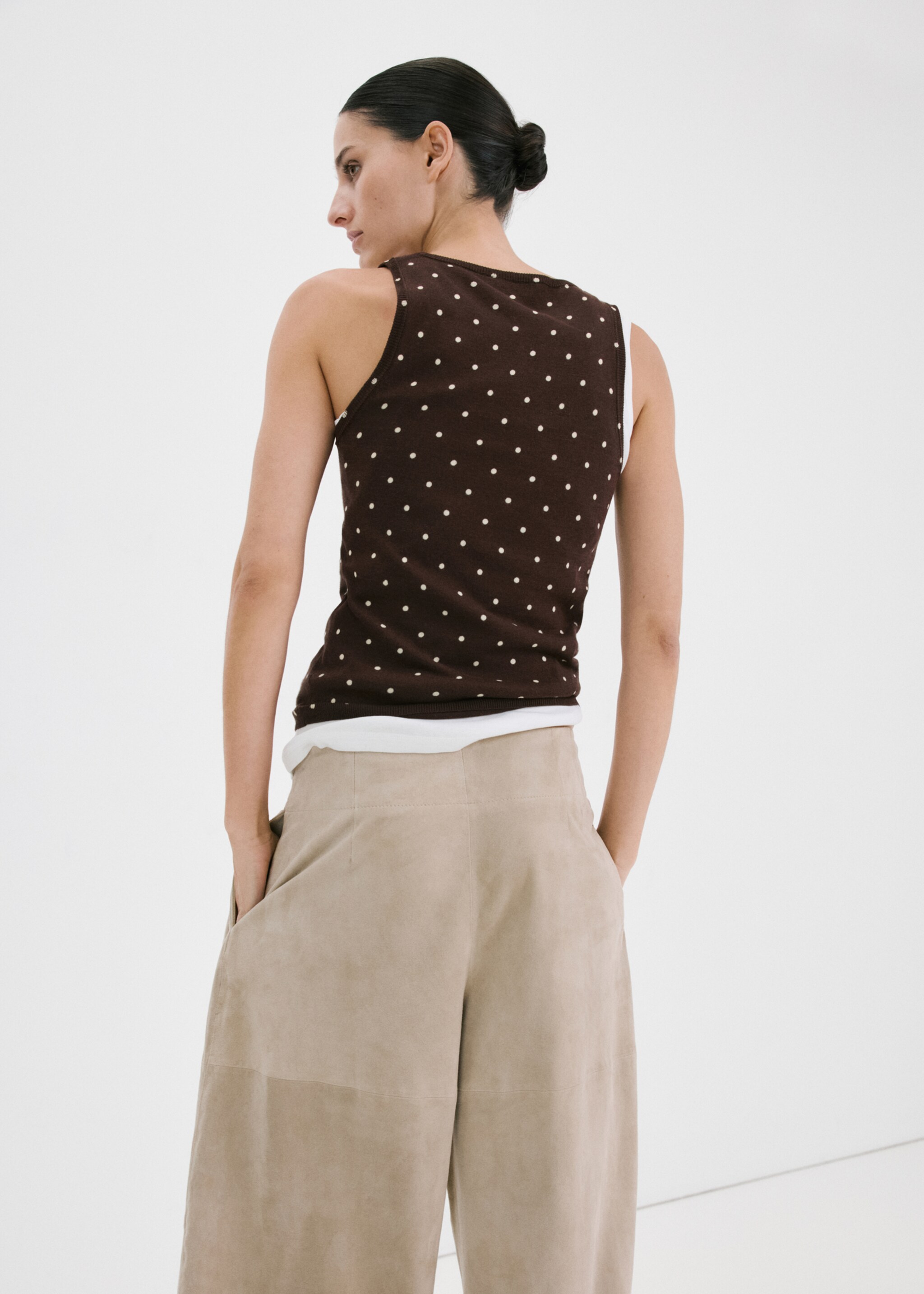 Top maille pois - Verso de l’article, Chocolat. Ref: 27017148-00.