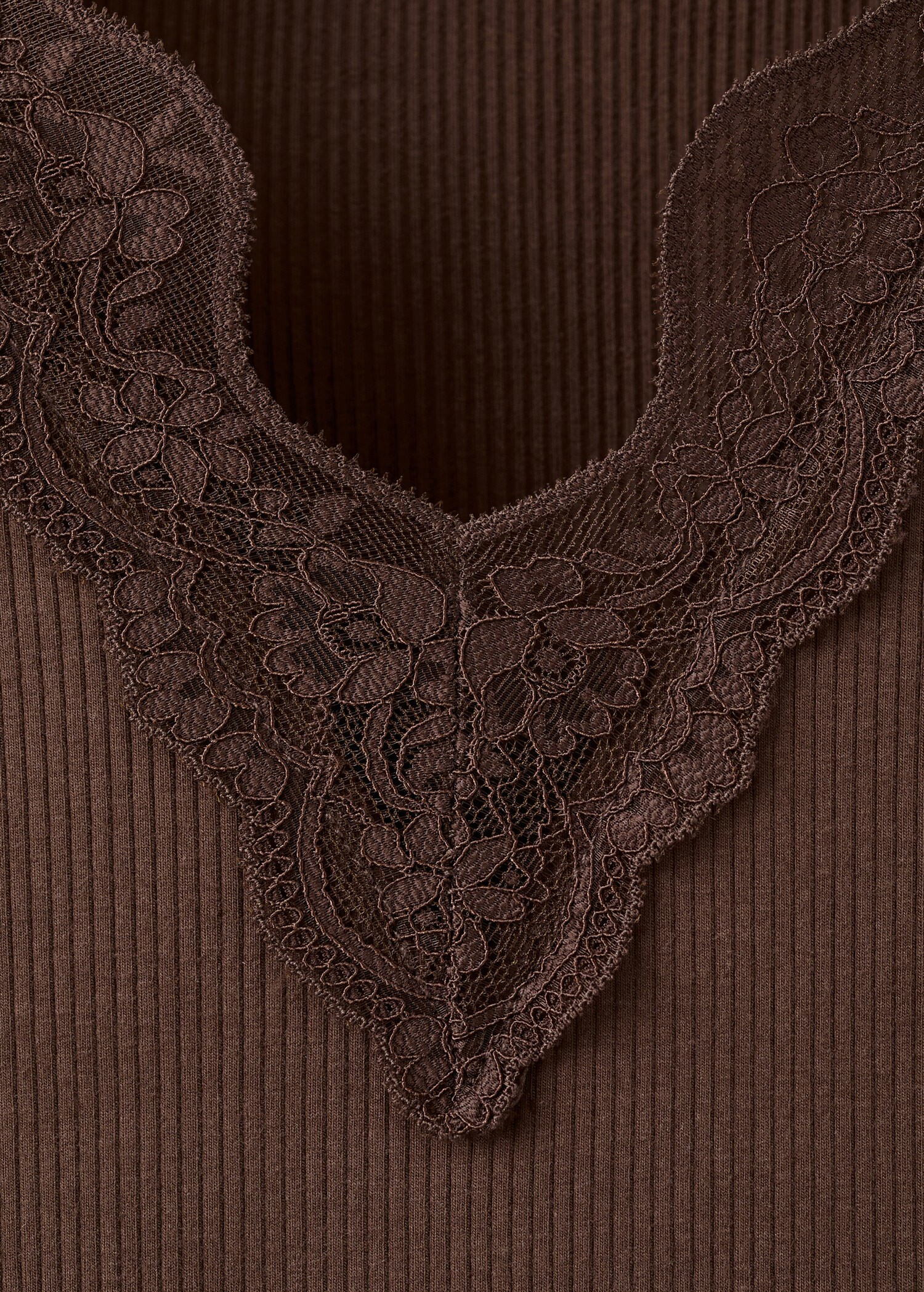 Lace trim top - Details of the article 8