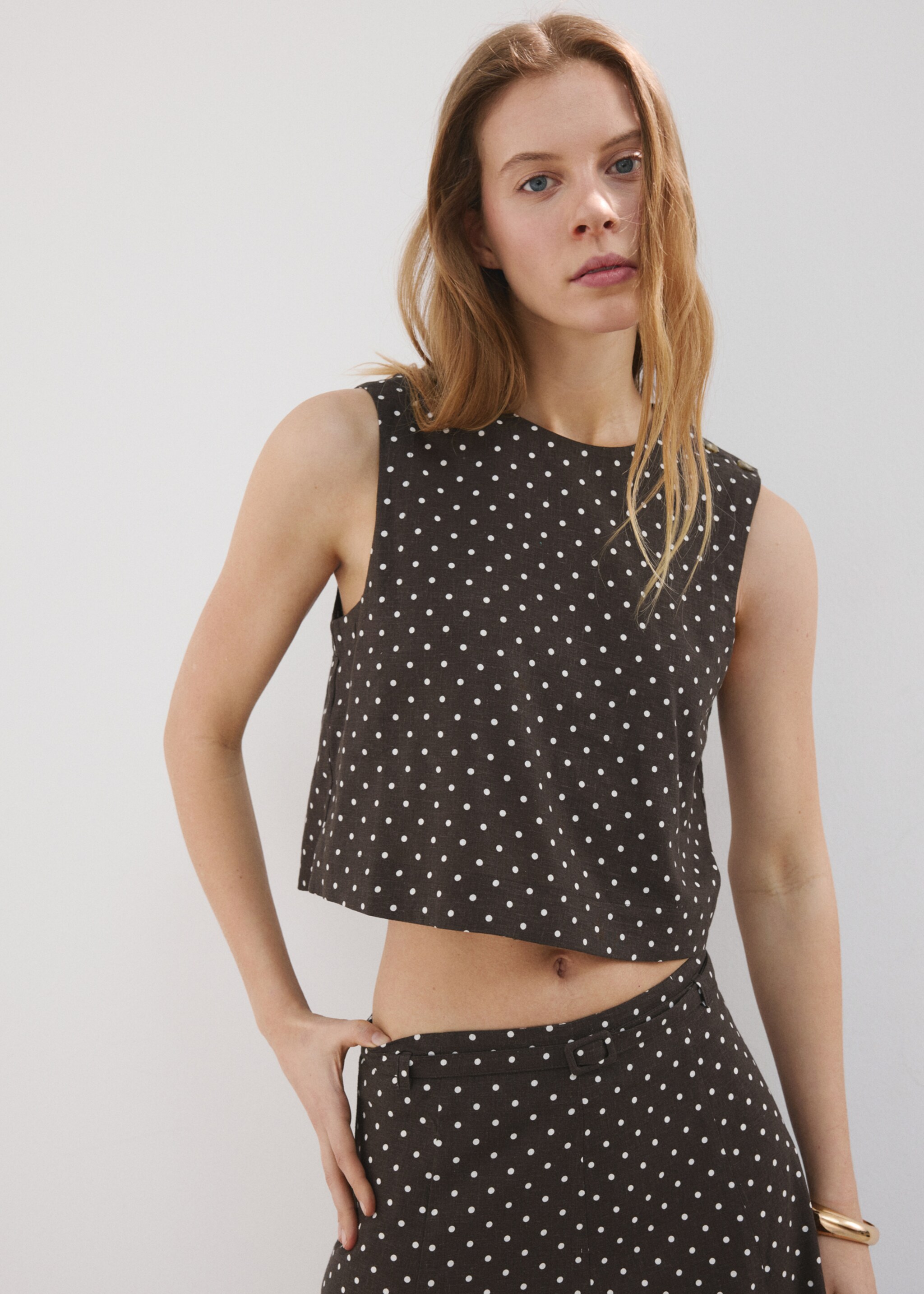 توب كتان بنقاط بولكا - رؤية وسط, أسود. Ref: 27017156-00.