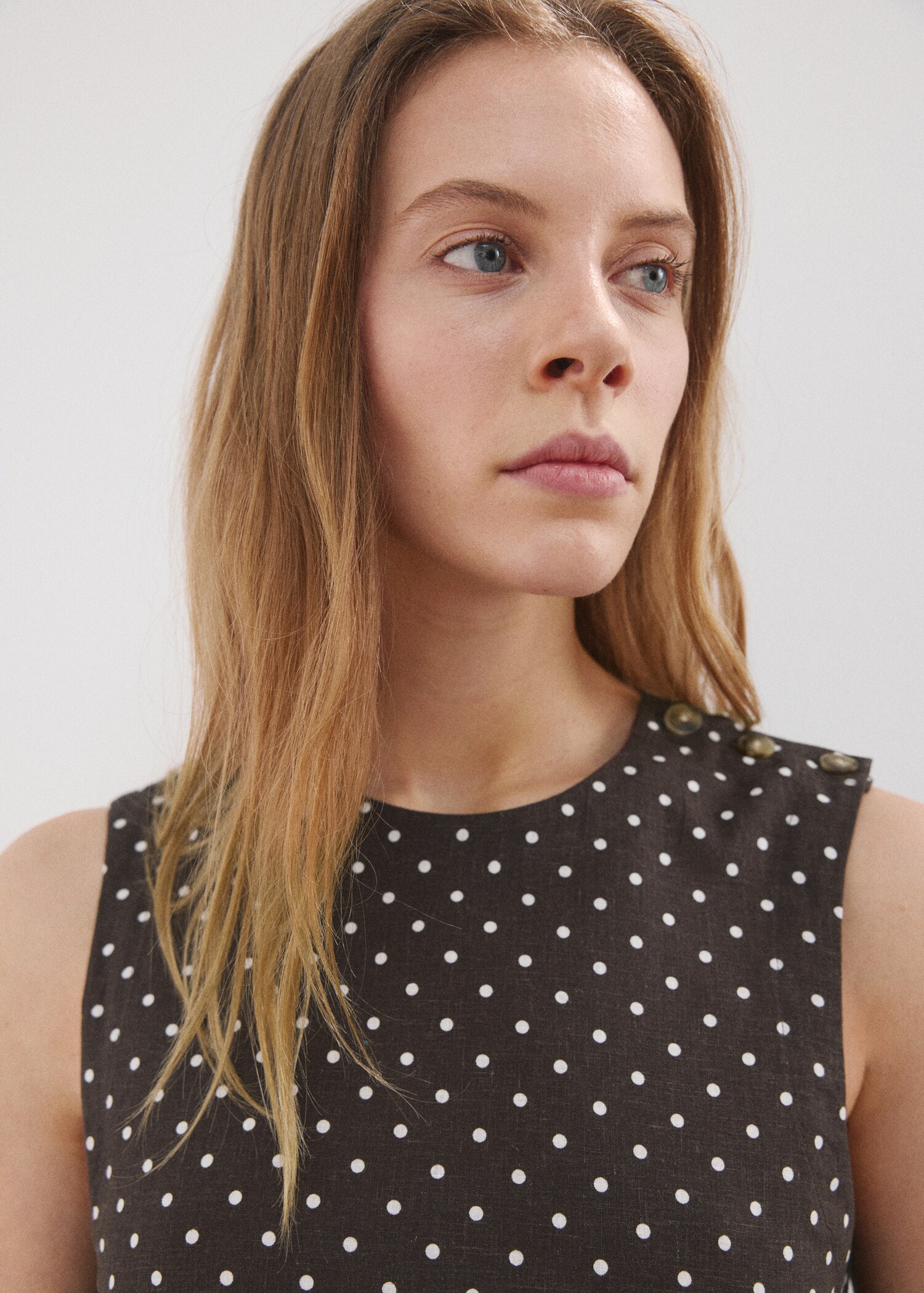 توب كتان بنقاط بولكا - تفاصيل المنتج 1