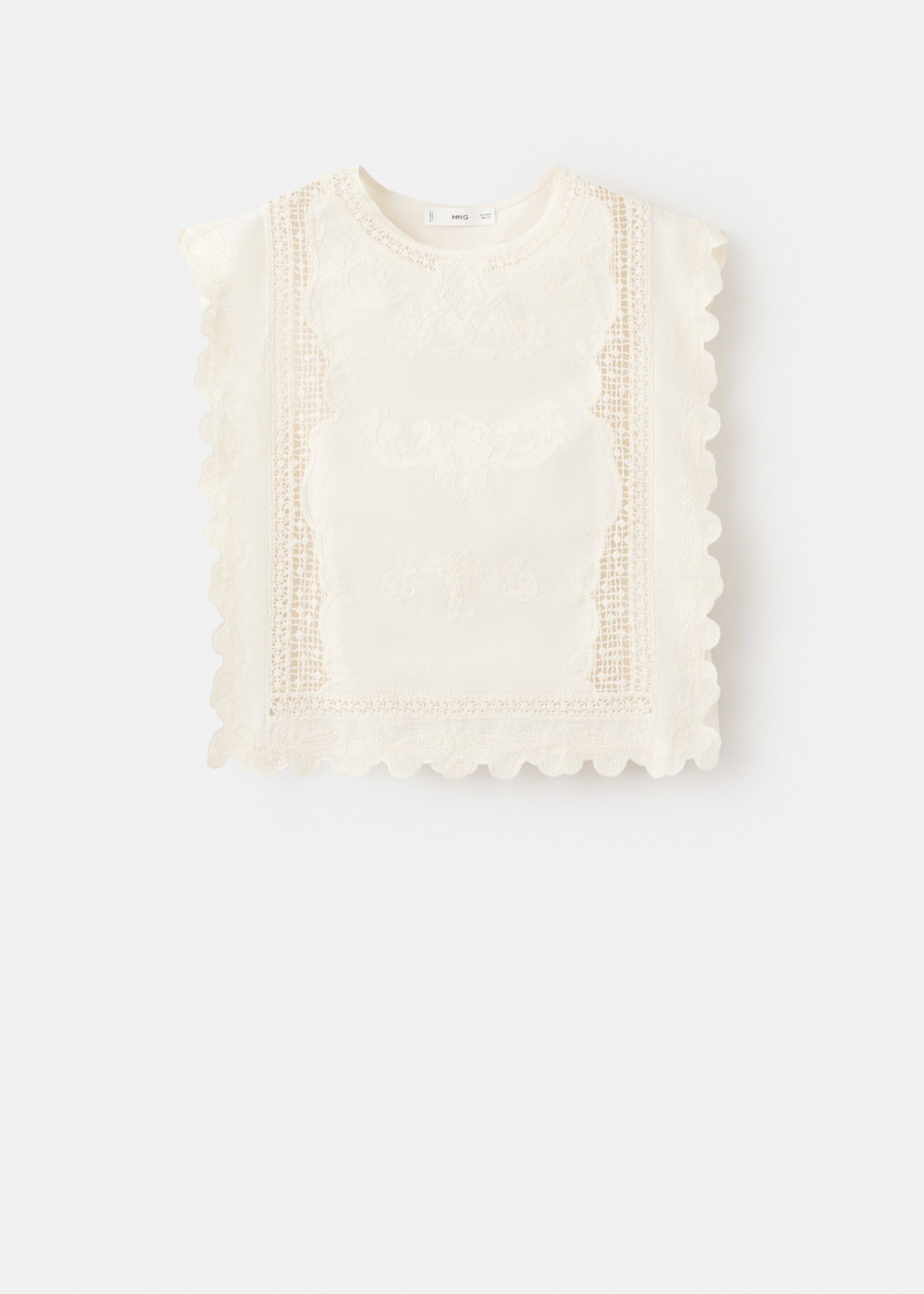 Top en coton avec détails brodés - Article sans modèle, Blanc cassé. Ref: 27017158-00.