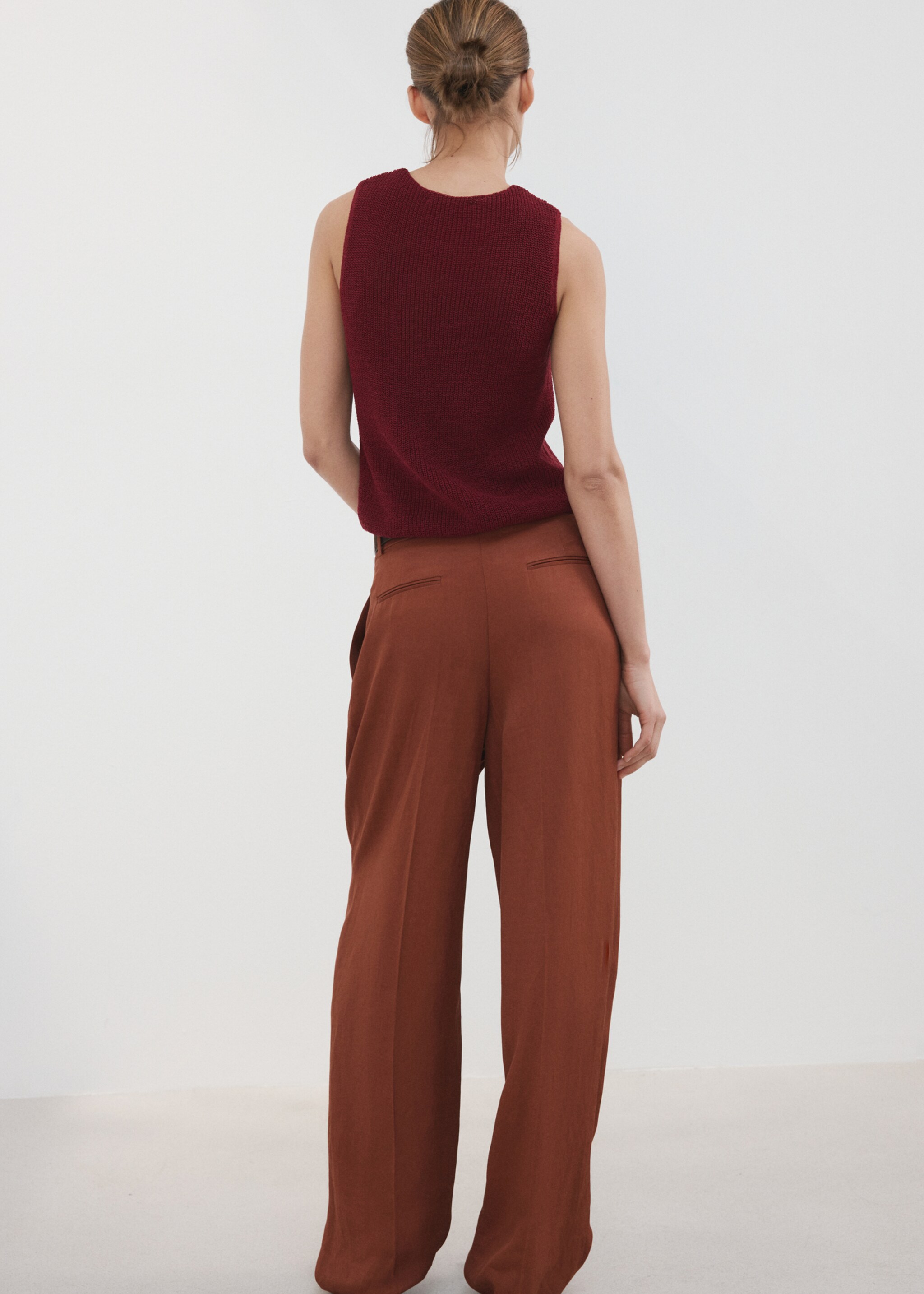 توب محبوك متقاطع - الجهة الخلفية للمنتج, كستنائي. Ref: 27017172-00.