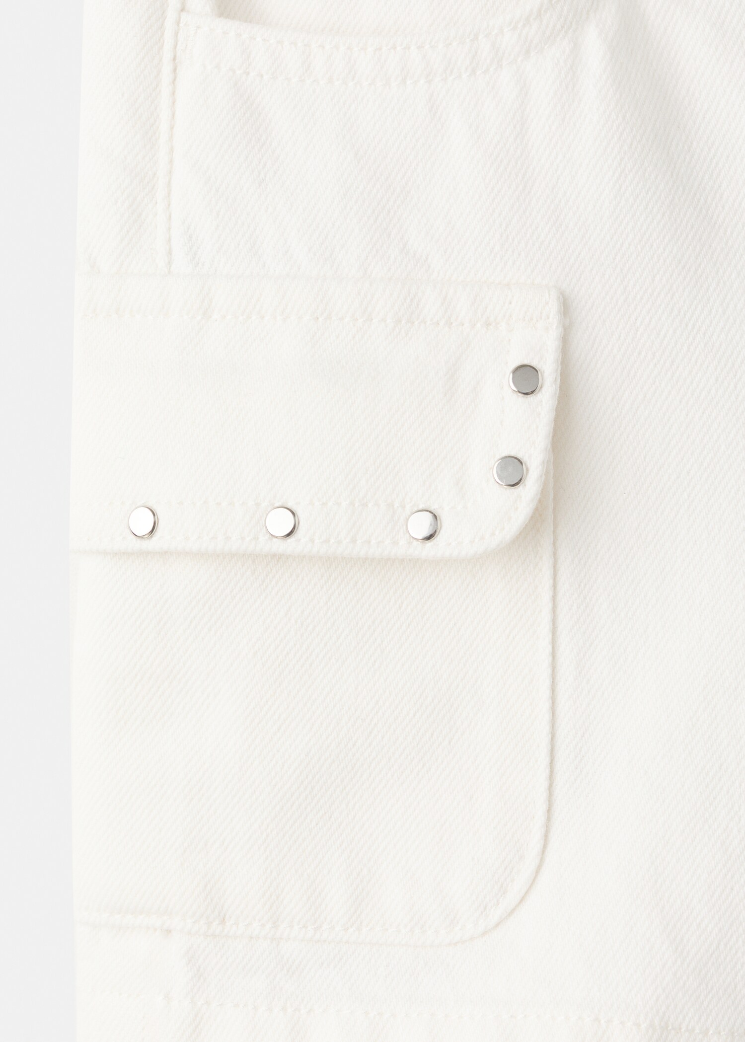 Studded pocket shorts - Details of the article 0