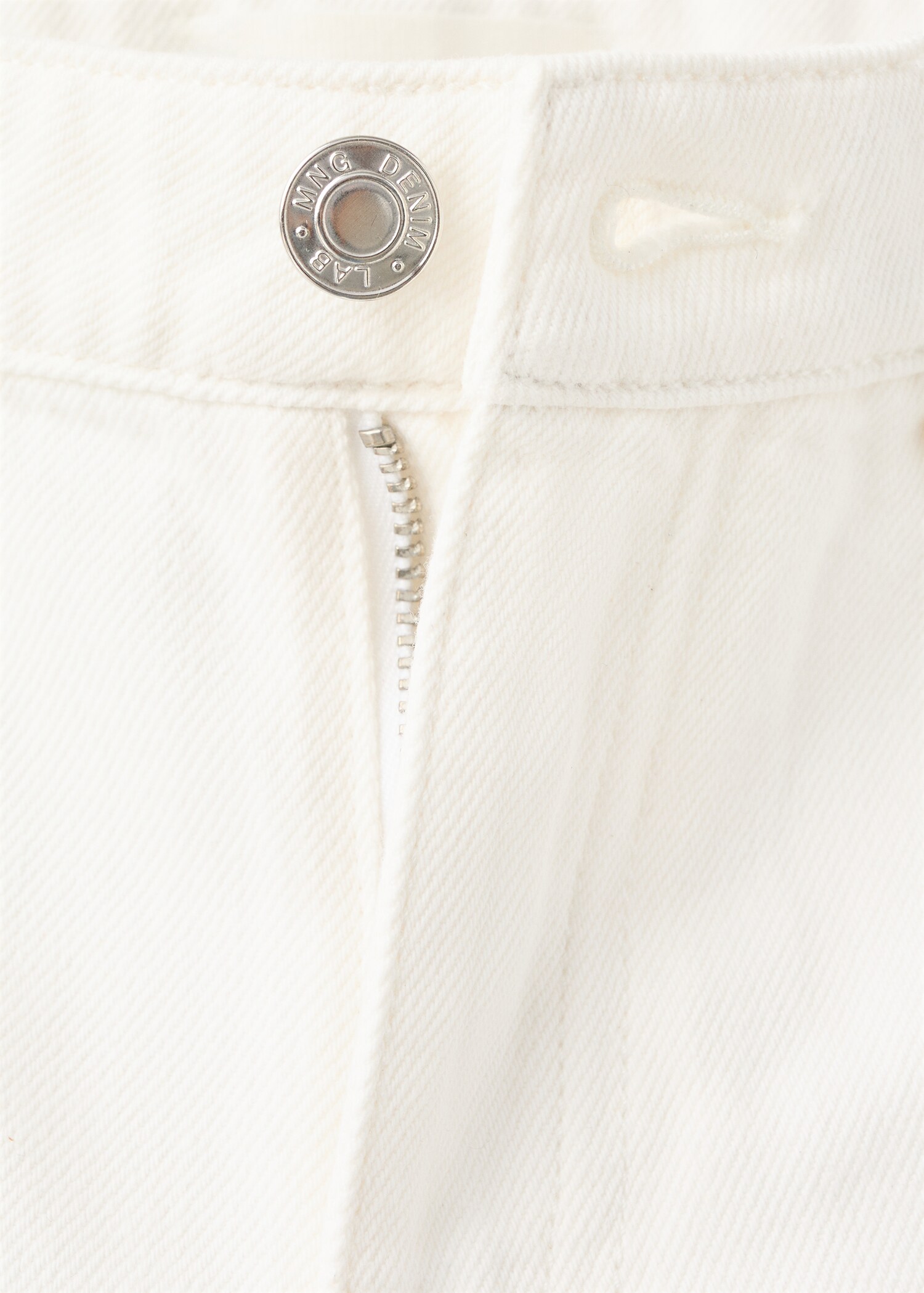 Studded pocket shorts - Details of the article 8