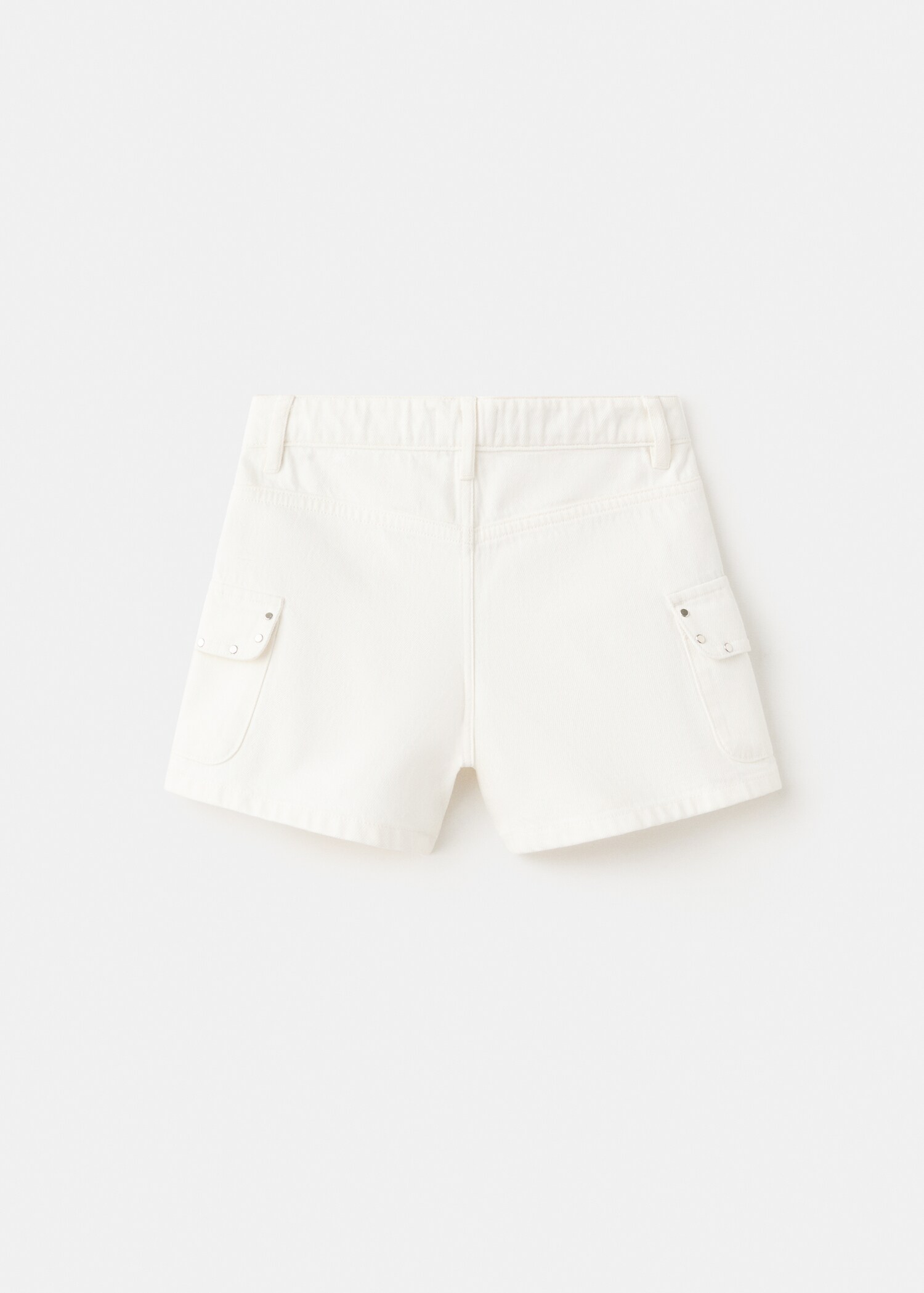 Studded pocket shorts - Reverse of the article