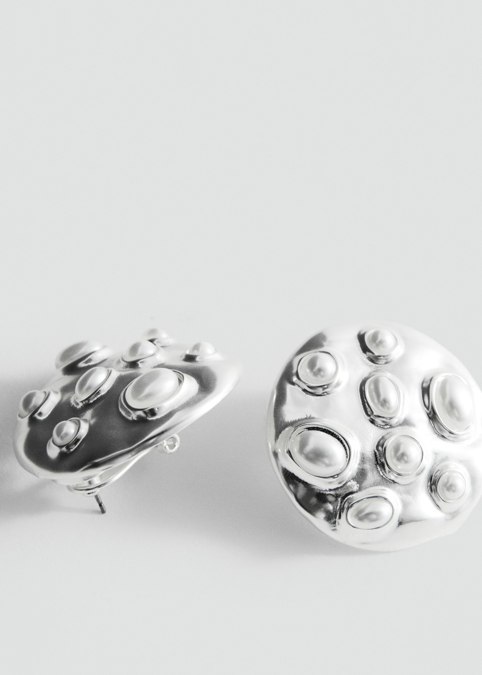 أقراط بتفاصيل لؤلؤية - رؤية وسط, فضي. Ref: 27017801-00.