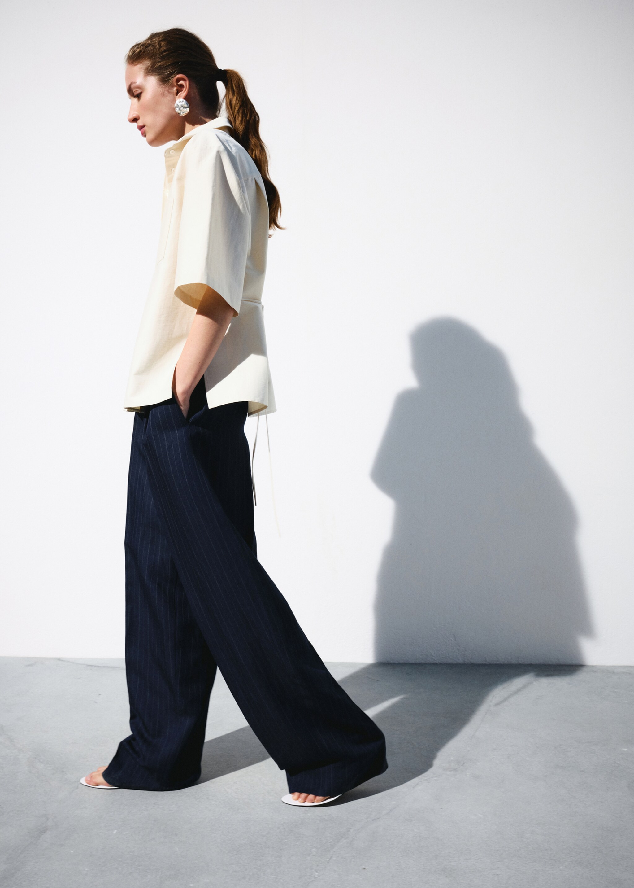 Pinstripe suit trousers - Details of the article 1, Navy. Ref: 27017802-00.